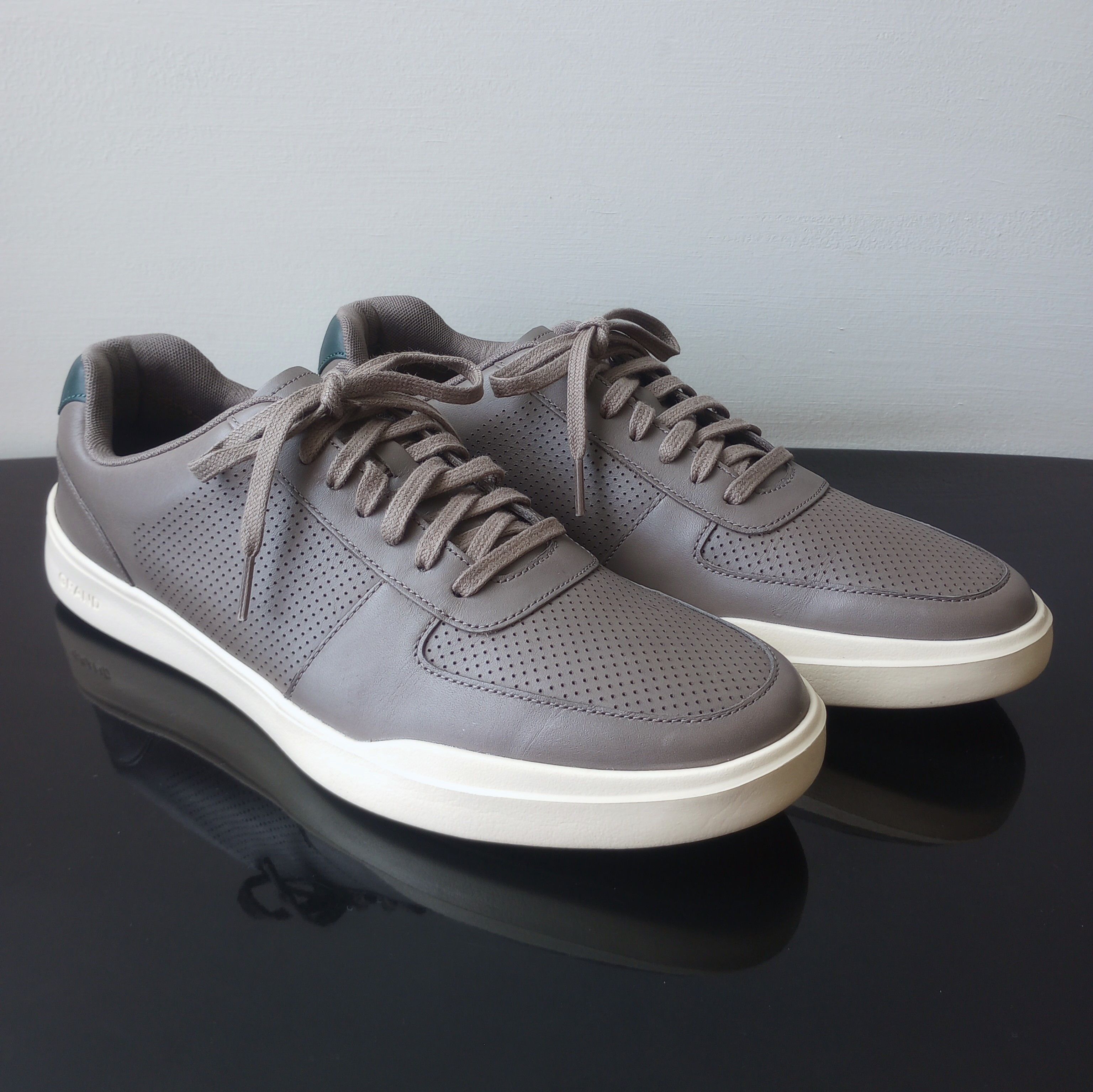 Cole Haan Cole Haan Men's Grand Crosscourt Perforated Sneaker Size US 11.5 / EU 44-45 - 2 Thumbnail