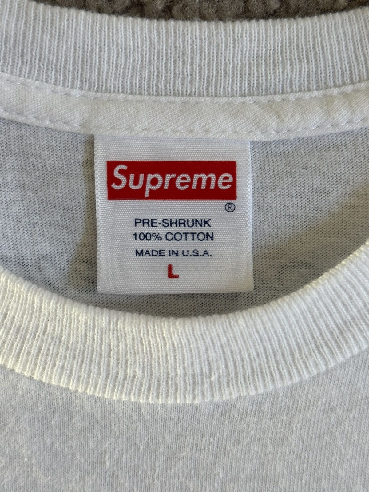 Supreme Supreme Christmas 2017 tee white size large Size US L / EU 52-54 / 3 - 4 Thumbnail