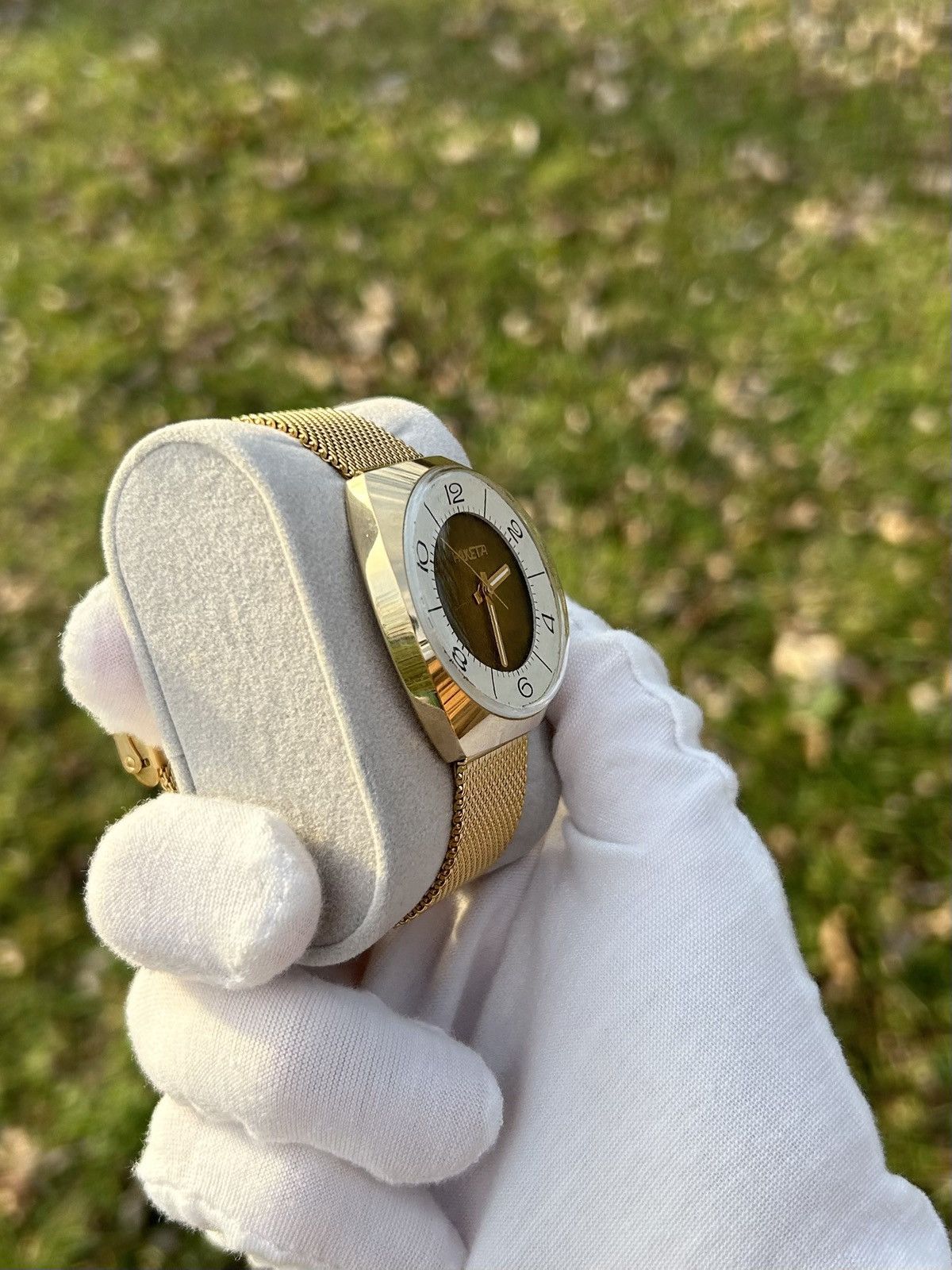 Vintage Vintage Watch Raketa Mechanical Made in USSR Authentic 1980s Size ONE SIZE - 17 Thumbnail