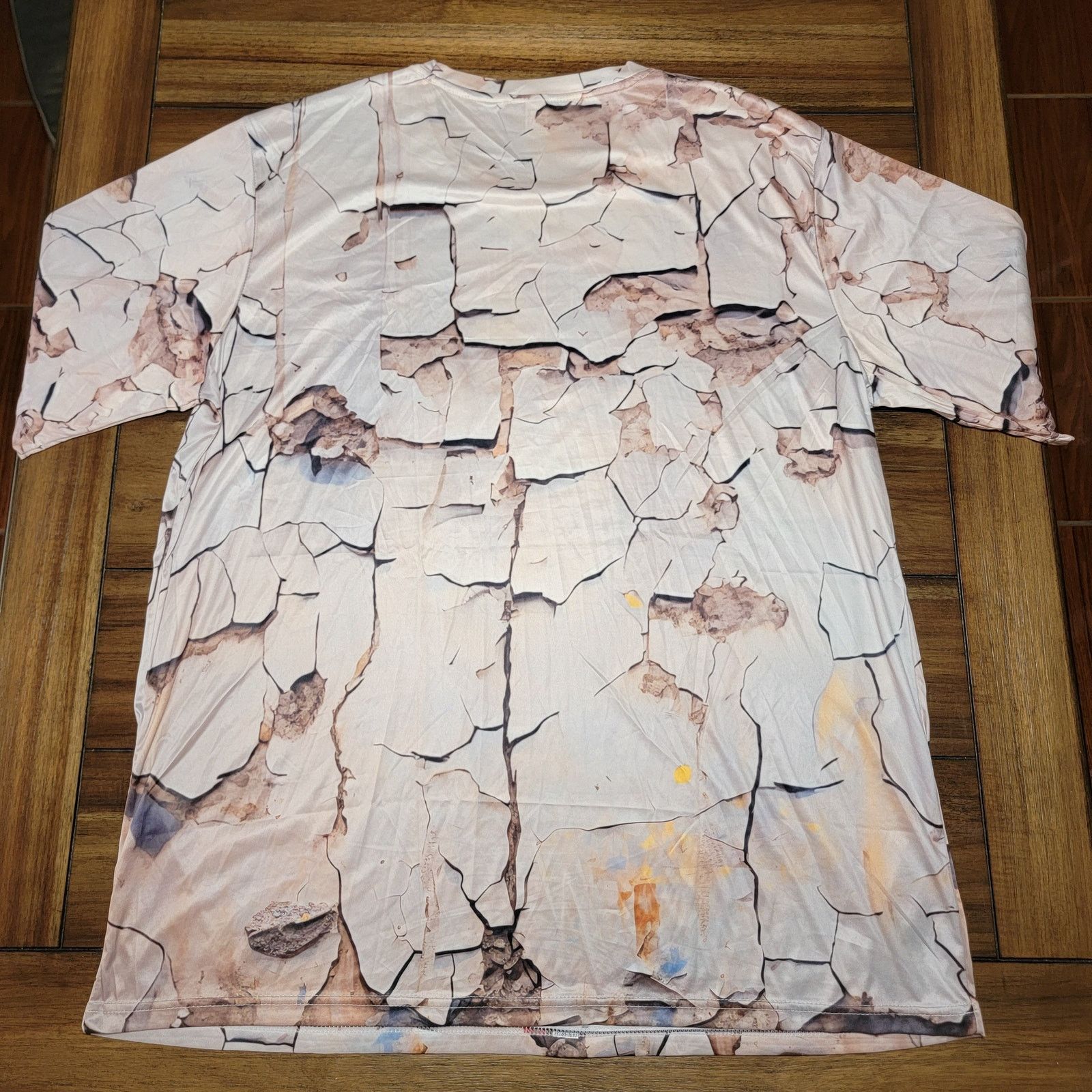 Other Creepy Smile In Wall Unisex Tee - Size XXXL* Size US XXL / EU 58 / 5 - 3 Thumbnail