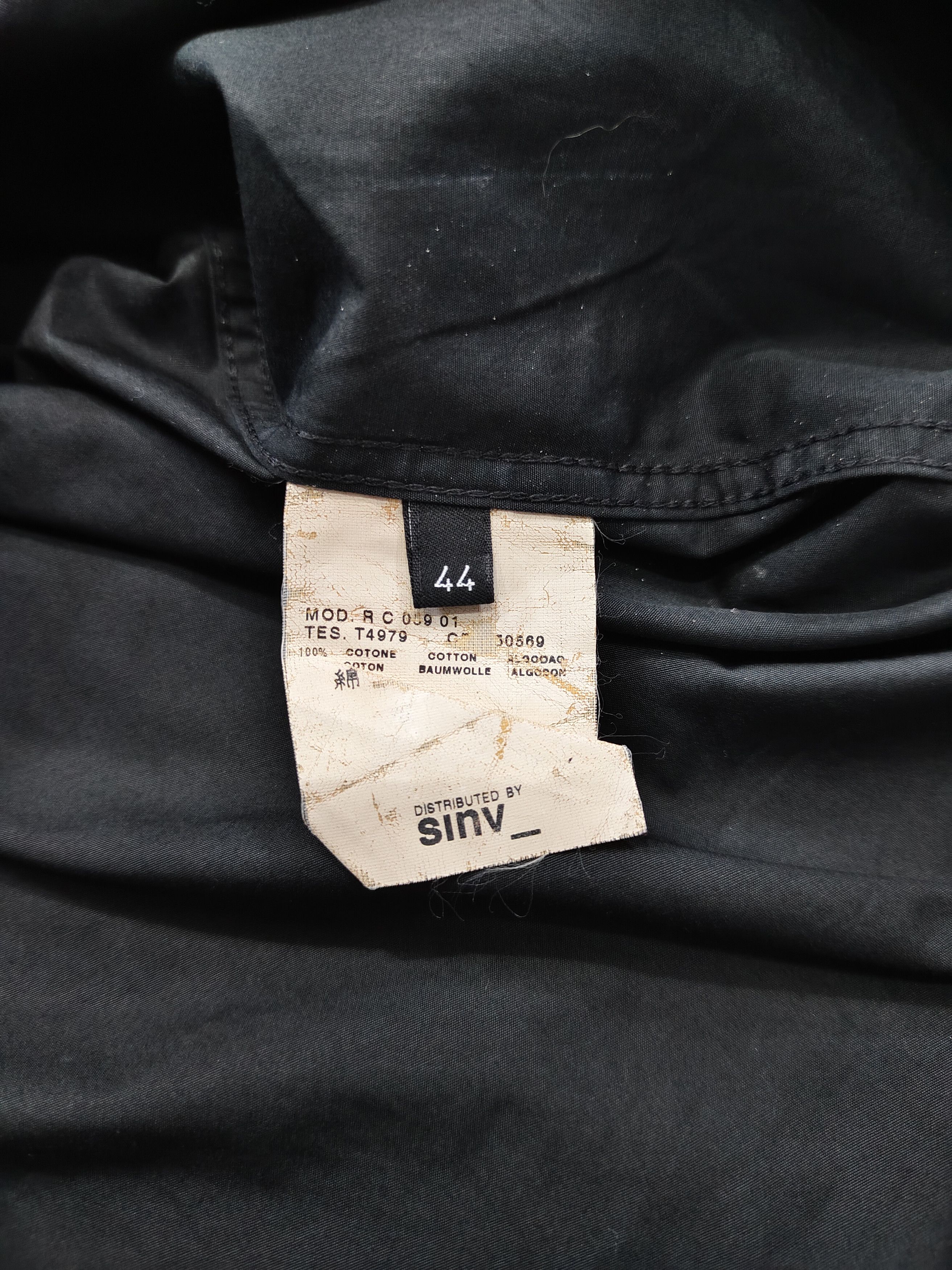 Alexander McQueen Alexander McQueen- Minimal Logo Embroidery Essential Shirt Size US S / EU 44-46 / 1 - 6 Thumbnail