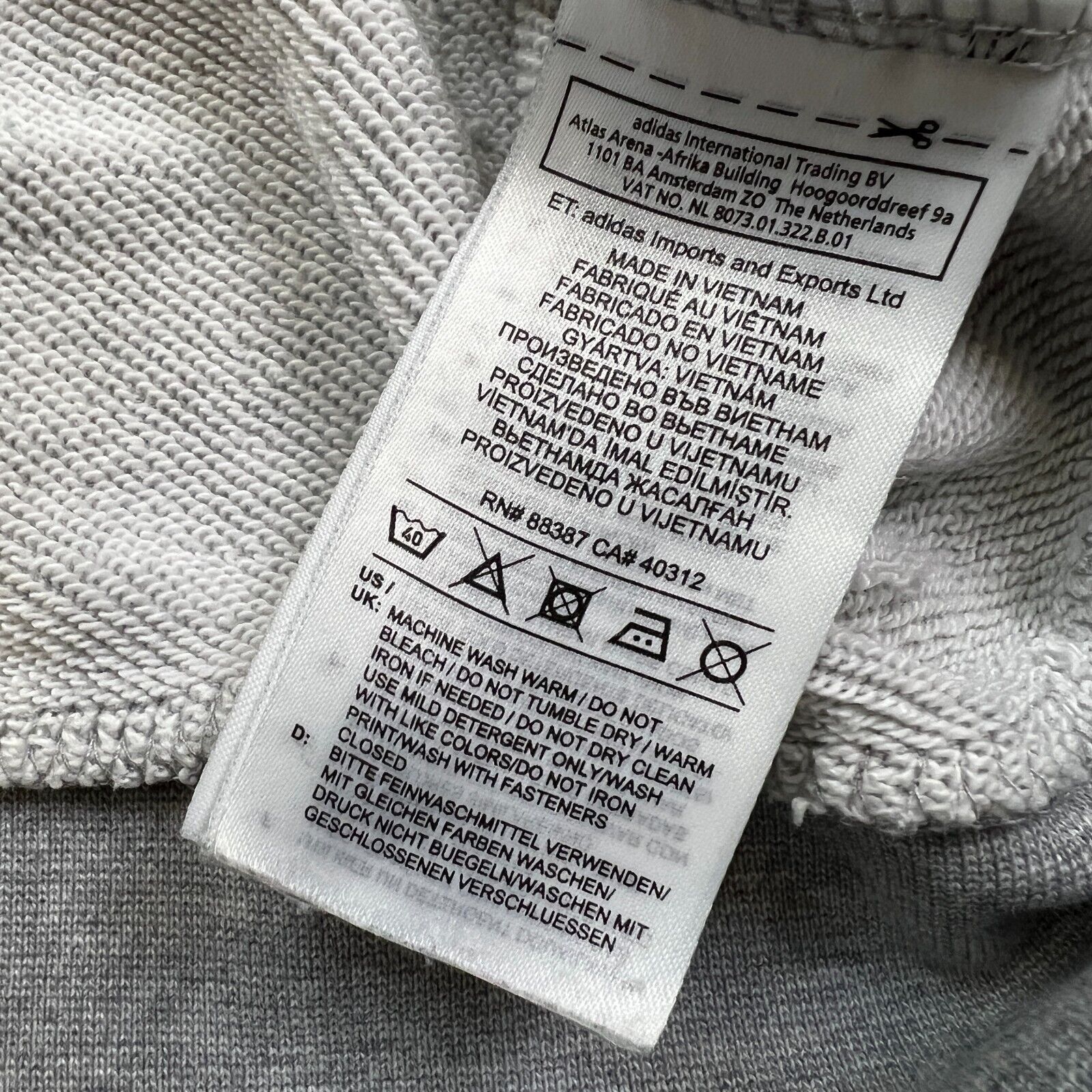 Adidas × Vintage Adidas Hoodie Large Essentials Spell Out Zip Hood Sweatshirt Size US L / EU 52-54 / 3 - 9 Thumbnail