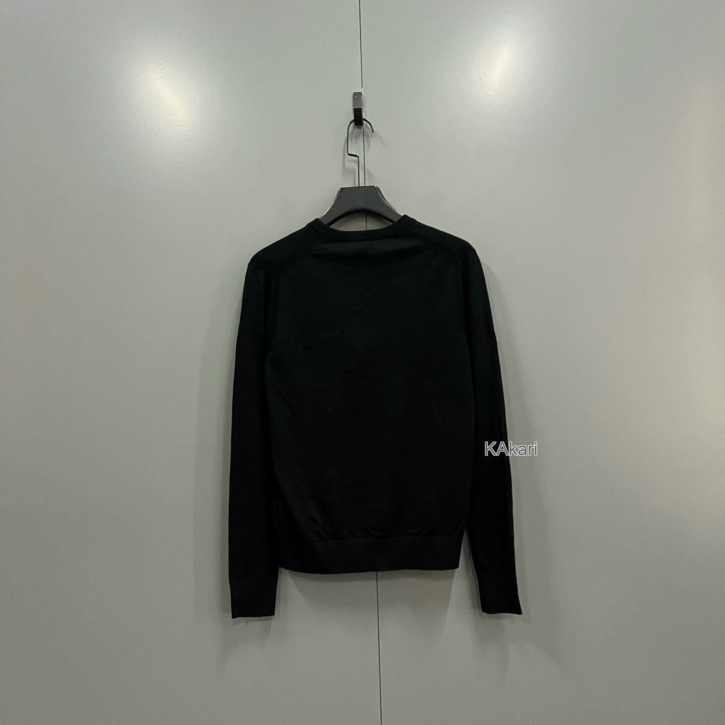 Burberry Burberry Black V-Neck Knit Sweater Size US M / EU 48-50 / 2 - 2 Thumbnail