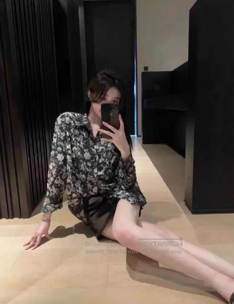 Saint Laurent Paris Saint Laurent Paris size 37 French Rose Shirt Size US S / EU 44-46 / 1 - 8 Thumbnail