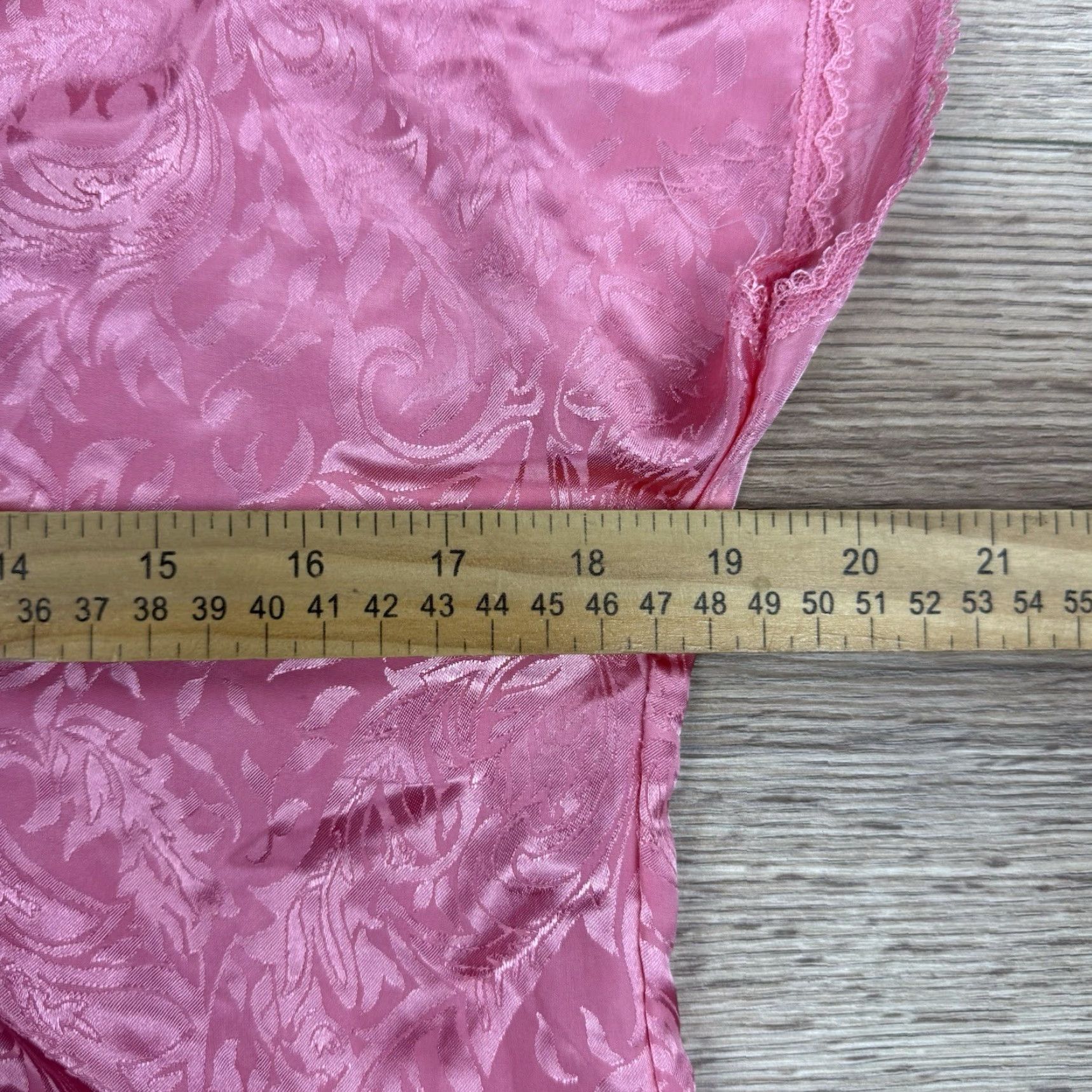Vintage VINTAGE Deena 90s Pink Satin Pajama Top & Shorts Set Womens Sz S - Lingerie Sleepwear Pajamas Size S / US 4 / IT 40 - 4 Thumbnail