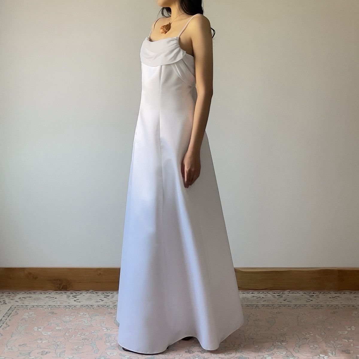 Other Vintage 1990s White Satin Chiffon Cowl Neck Gown (S–M) Size M / US 6-8 / IT 42-44 - 5 Thumbnail