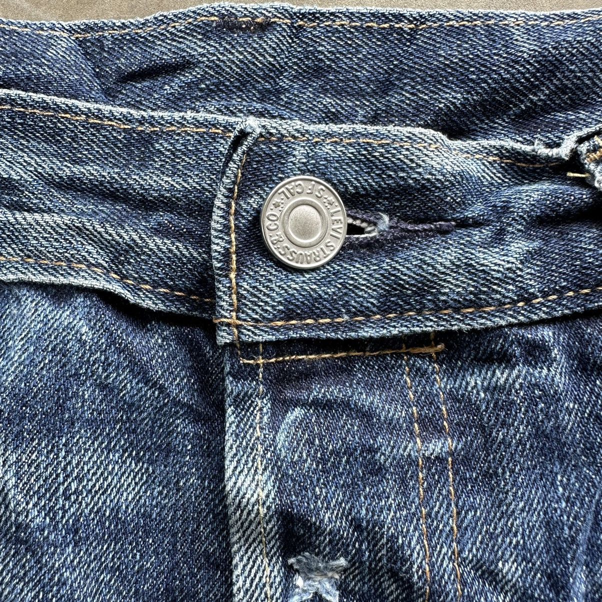 Levi's Vintage Levi’s 501 Distressed Faded Denim Jean Pant W33 Size US 33 - 6 Thumbnail