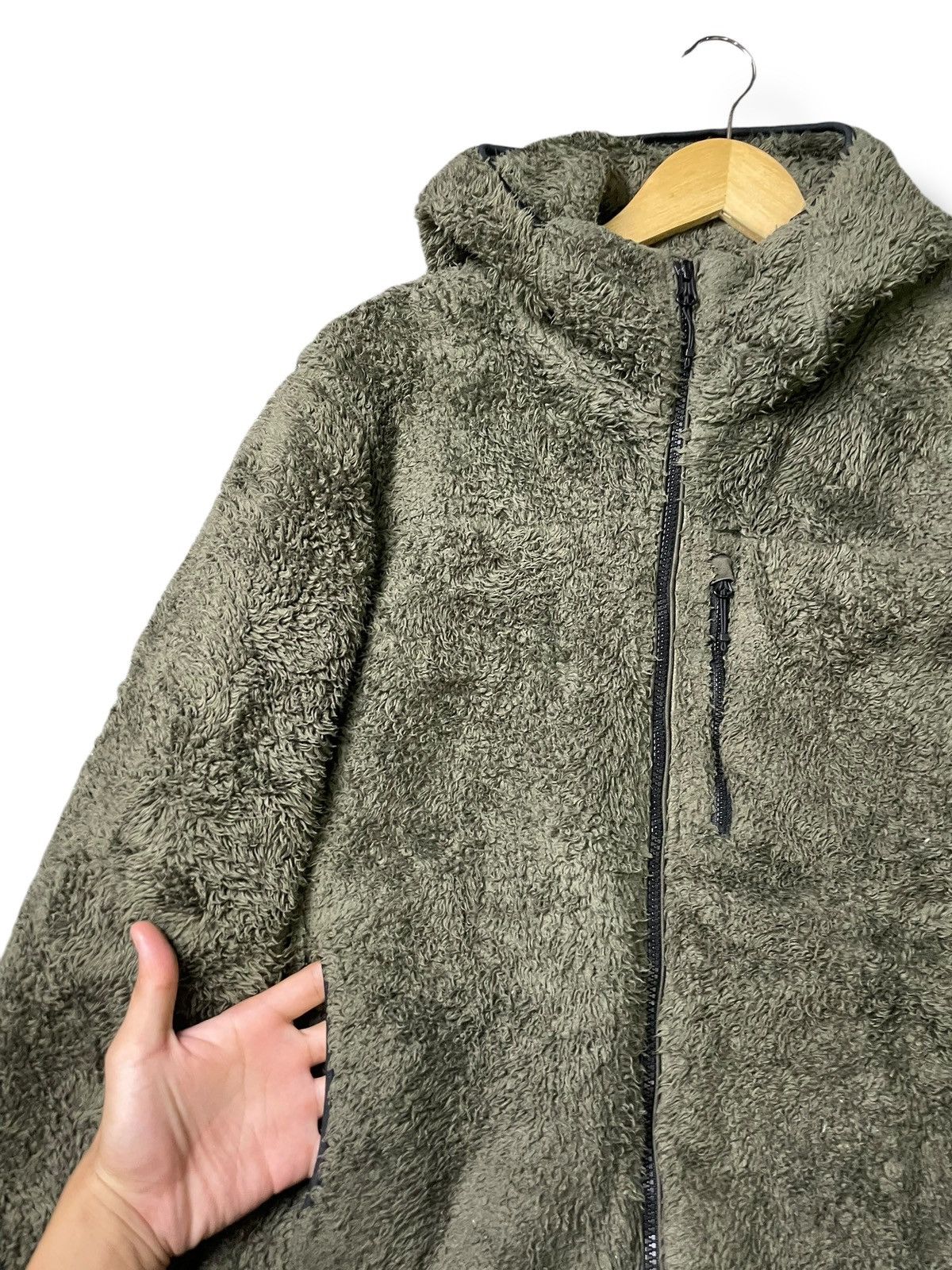 Japanese Brand × Uniqlo × Vintage Vintage Uniqlo Fleece Hooded Jacket (48) Size US S / EU 44-46 / 1 - 5 Thumbnail
