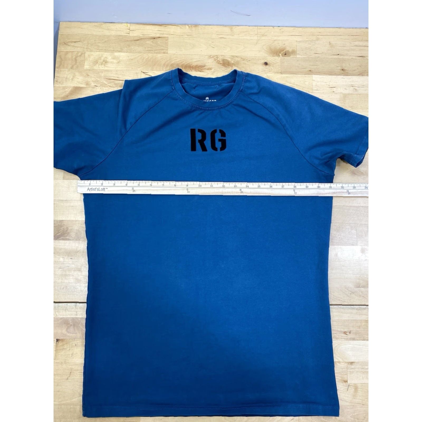 Vintage Raw Gear Blue Mens T-Shirt Pullover Gym Training Activewear #9737 User: Raw Gear Blue Mens Pullover T-Shirt Gym Training Activewear #9737 Size US M / EU 48-50 / 2 - 4 Thumbnail