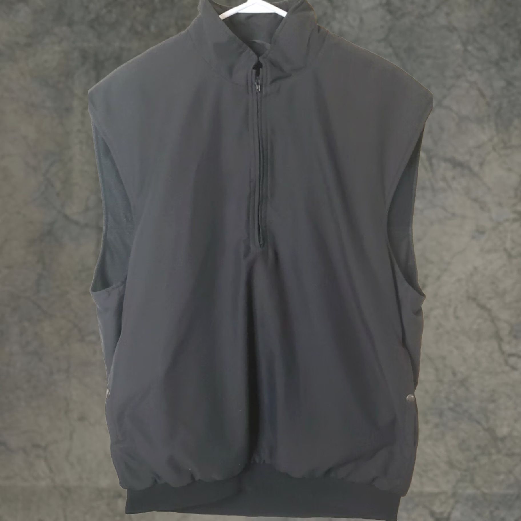 Footjoy FootJoy Mens Large Black 1/4 Zip Sleeveless Pullover Golf Vest Stretch L Size US L / EU 52-54 / 3 - 1 Thumbnail