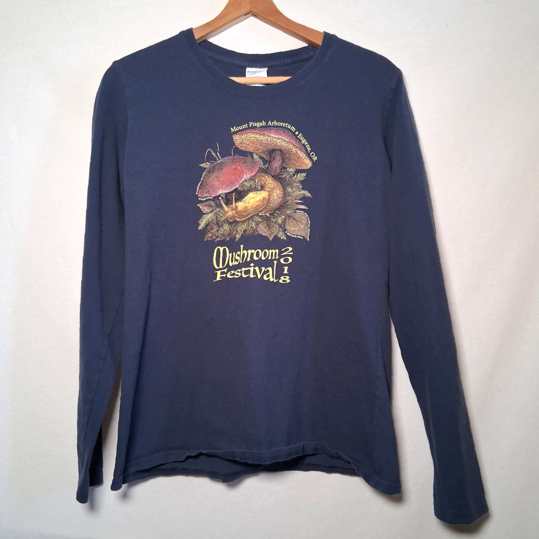 Port & Company Port & Company Shirt Long Sleeve Women M Blue Mushroom Festival Eugene Oregon 2018 READ Size M / US 6-8 / IT 42-44 - 3 Thumbnail