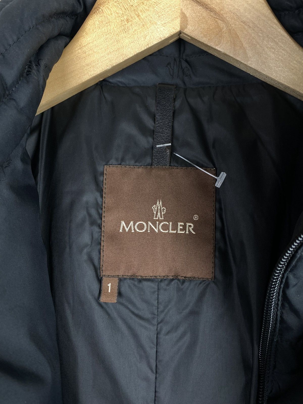 Moncler Moncler vintage multilogo monogram quilted down jacket Size S / US 4 / IT 40 - 20 Thumbnail