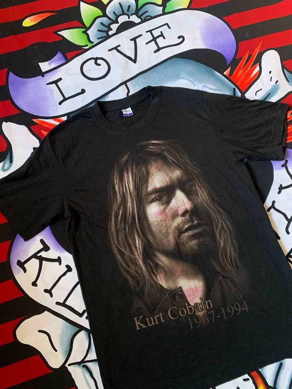 Nirvana Kurt Cobain Nirvana memorial tshirt in black Size M Size US M / EU 48-50 / 2 - 2 Thumbnail
