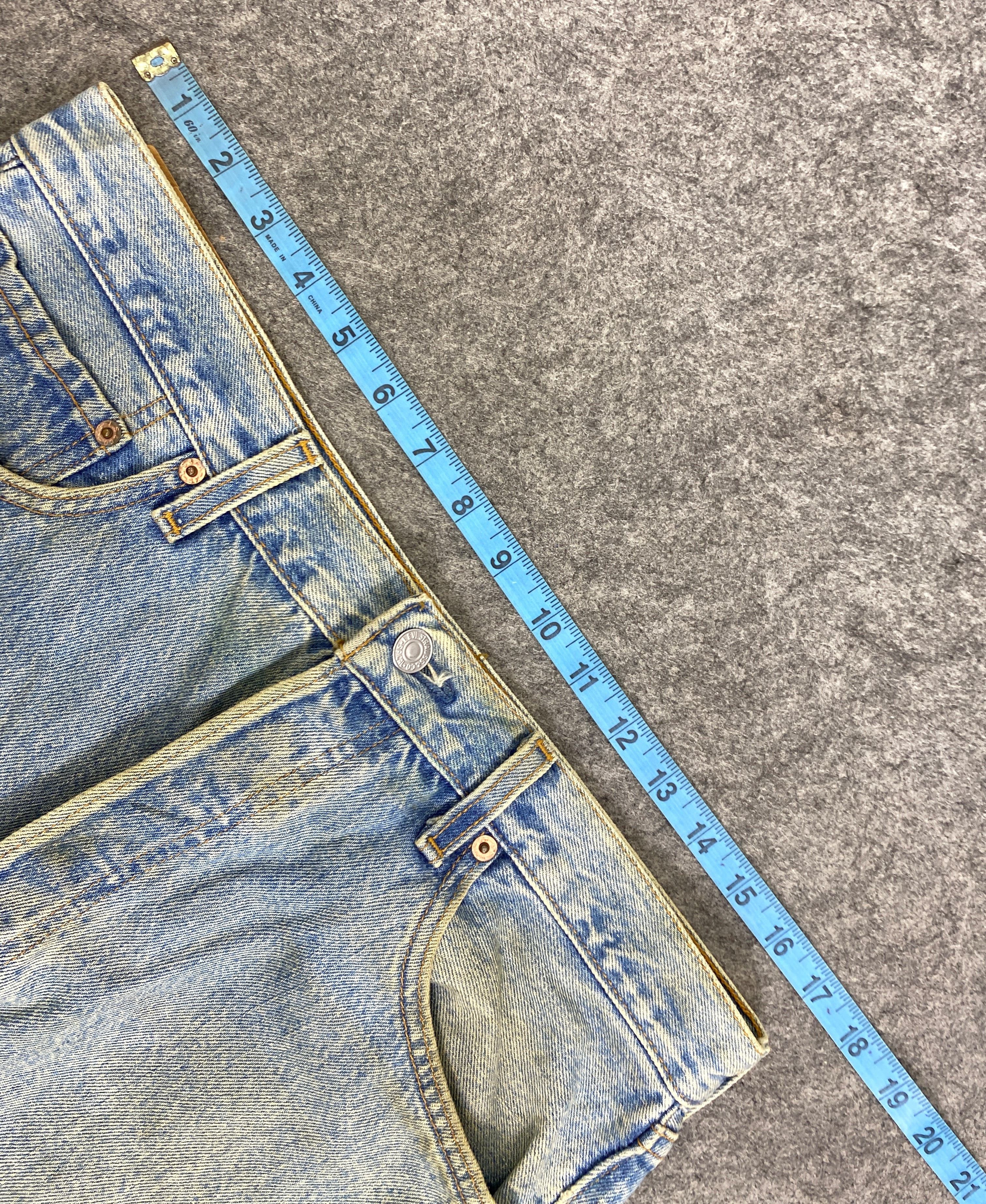 Japanese Brand Ripped Light Blue Vintage Levis 501 Jeans 34x30.5 - JN3090 Size US 34 / EU 50 - 5 Thumbnail
