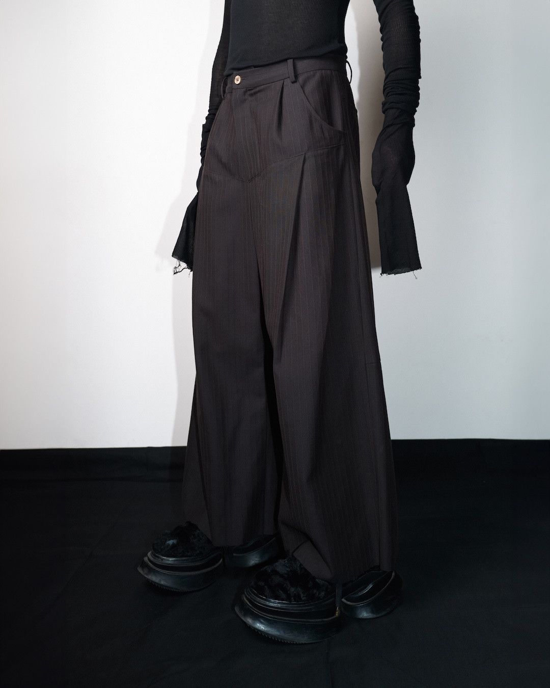 Other NKTRMNV CONTOUR TROUSERS Size US 34 / EU 50 - 1 Thumbnail