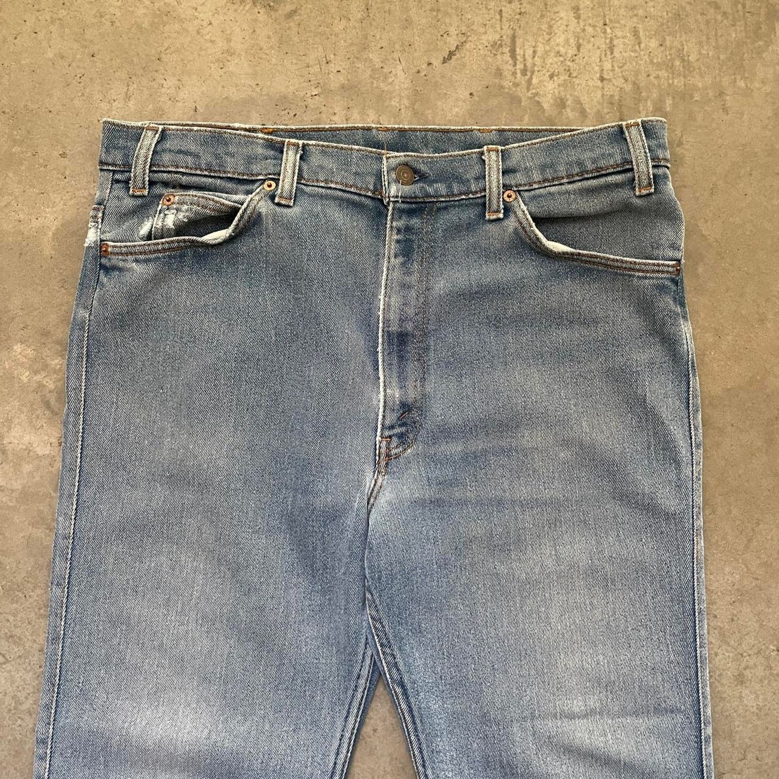 Levi's Vintage Levi’s Flared Medium Washed Blue Jeans Size US 36 / EU 52 - 3 Thumbnail