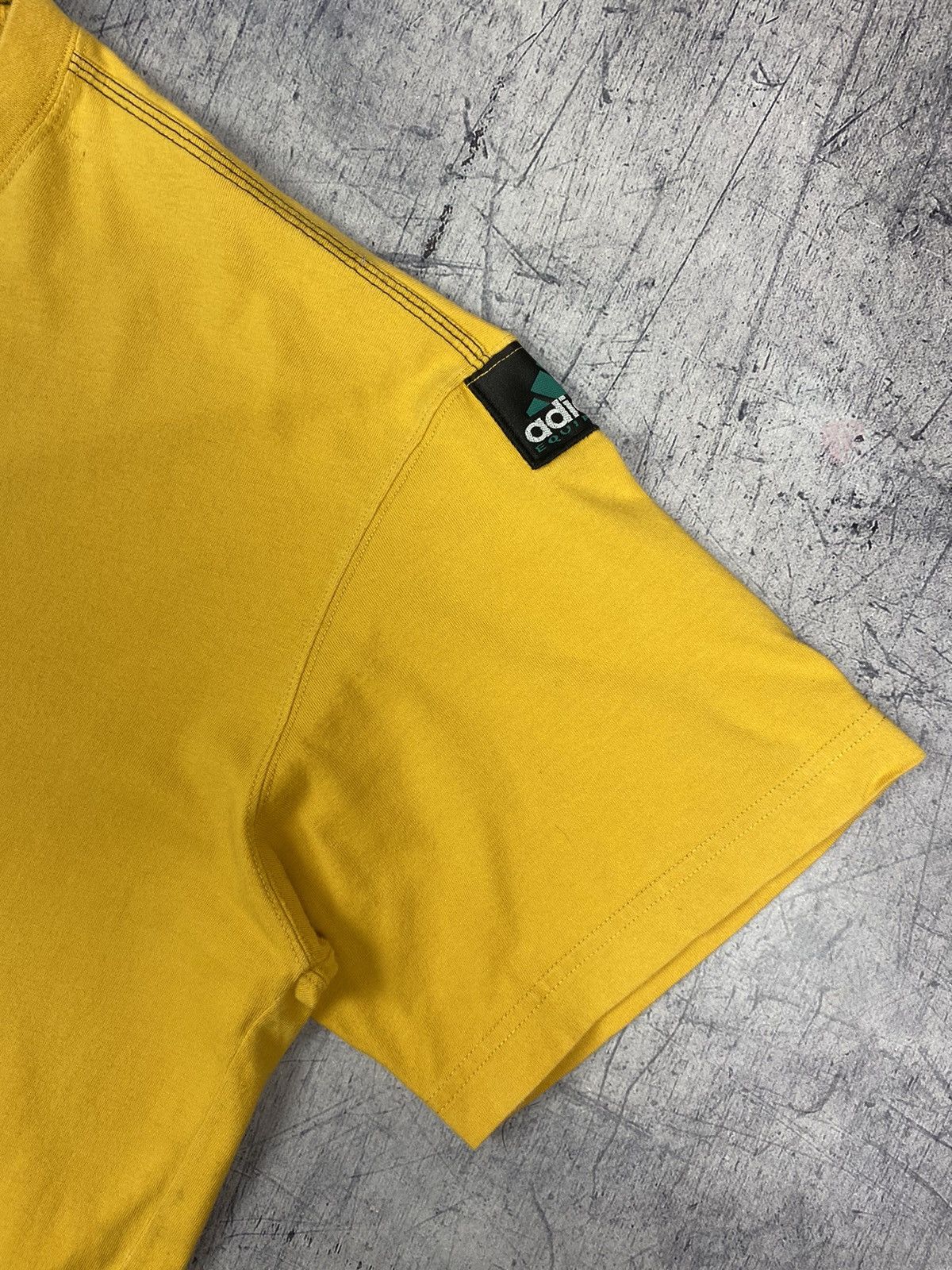 Adidas Vintage 90s Adidas Equipment big logo Tee Size US L / EU 52-54 / 3 - 8 Thumbnail
