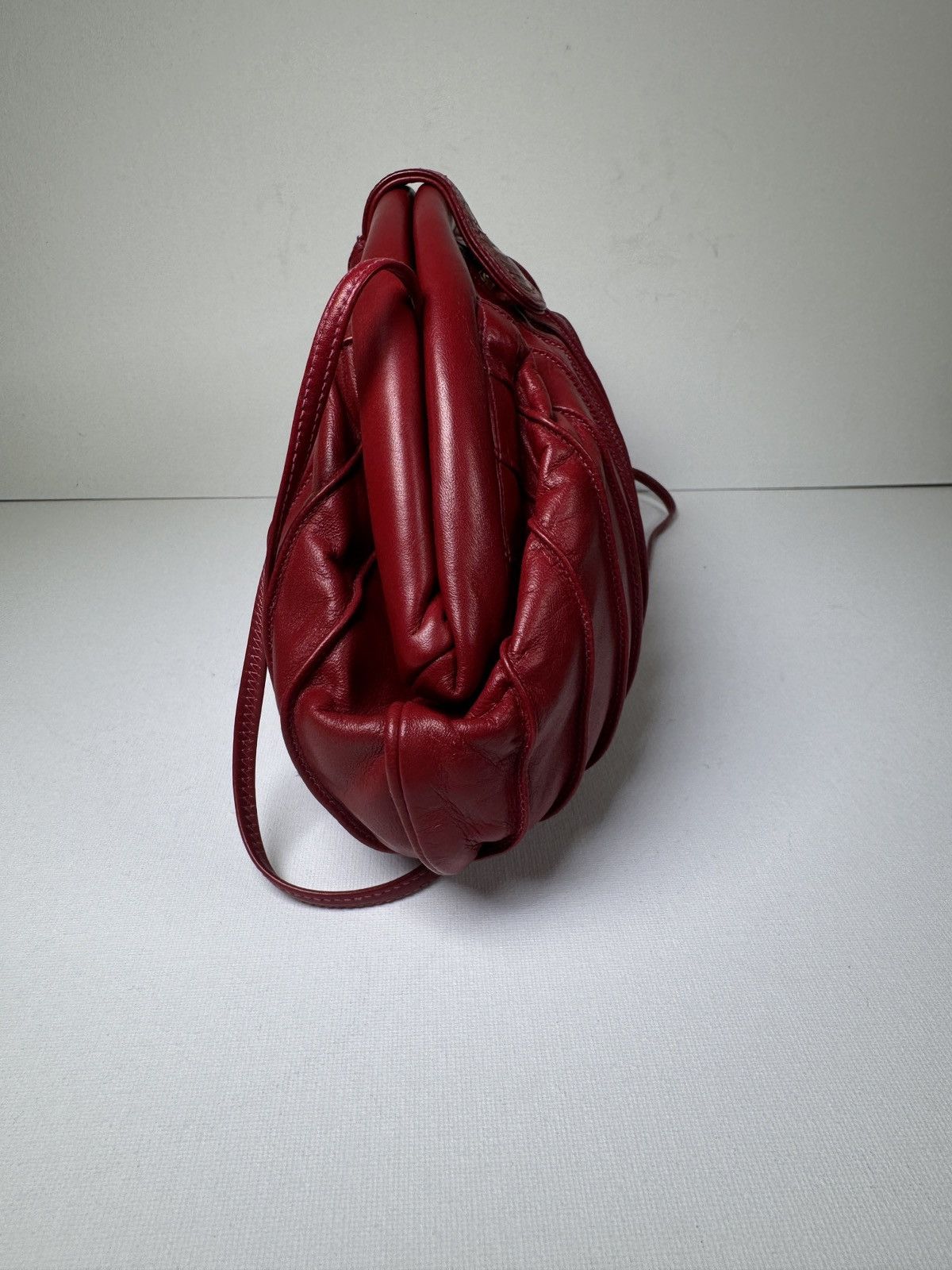 SHAREEF 1980s Sharif handbag, Made in the USA, Burgandy leather Size ONE SIZE - 5 Thumbnail