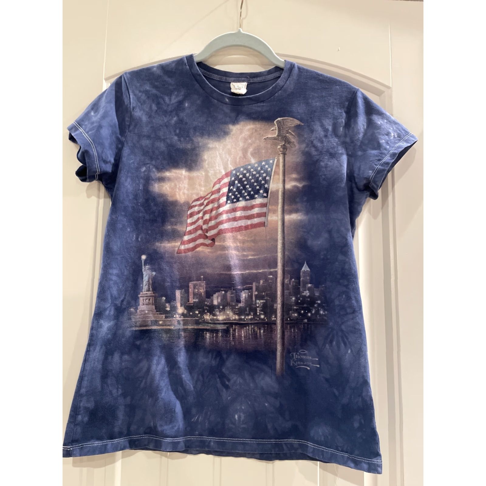 The Mountain VINTAGE The Mountain Tie Dye T-Shirt Women’s Sz M/L NYC Skyline Thomas Kinkade Shirt Size M / US 6-8 / IT 42-44 - 2 Thumbnail
