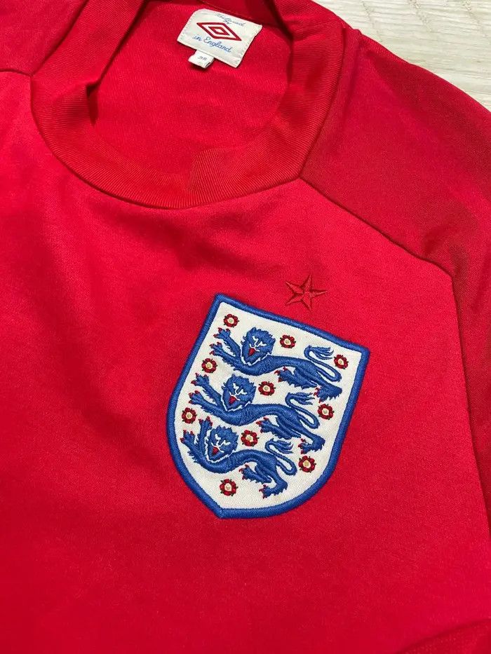 Umbro Umbro England 2010 2012 Away Gerrard #4 Shirt Soccer Jersey Size US S / EU 44-46 / 1 - 6 Thumbnail
