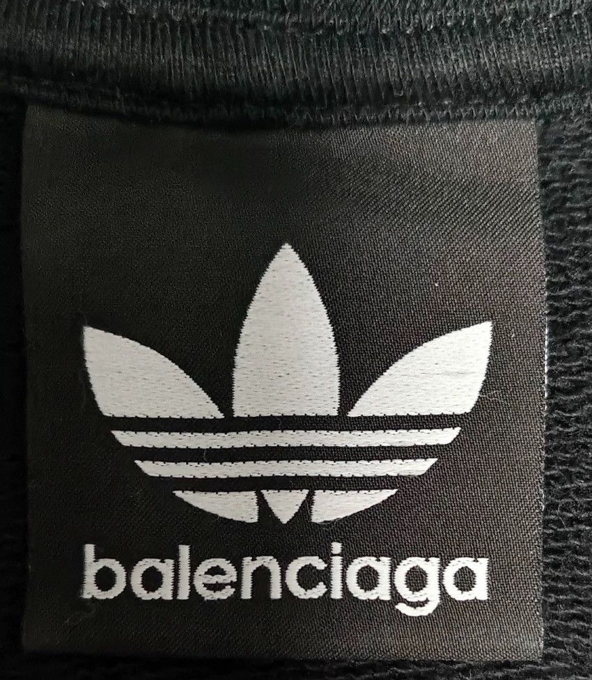 Balenciaga Balenciaga xAdidas 23ss red and black hooded 2412-Nextarrow Size US XS / EU 42 / 0 - 4 Thumbnail
