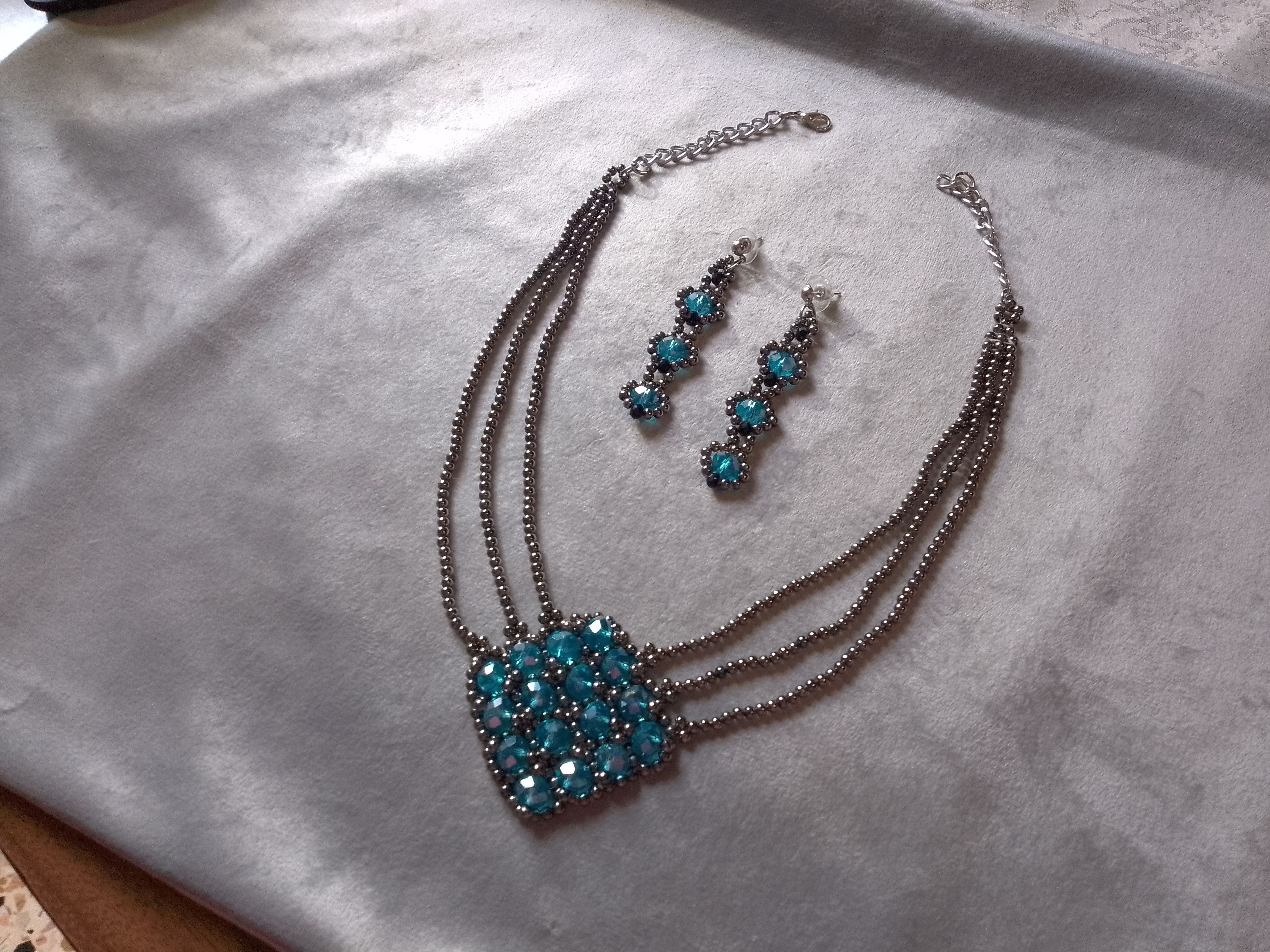 Handmade Necklace. Crystal, gray Brass. Multi thread. Earrings Size ONE SIZE - 3 Thumbnail