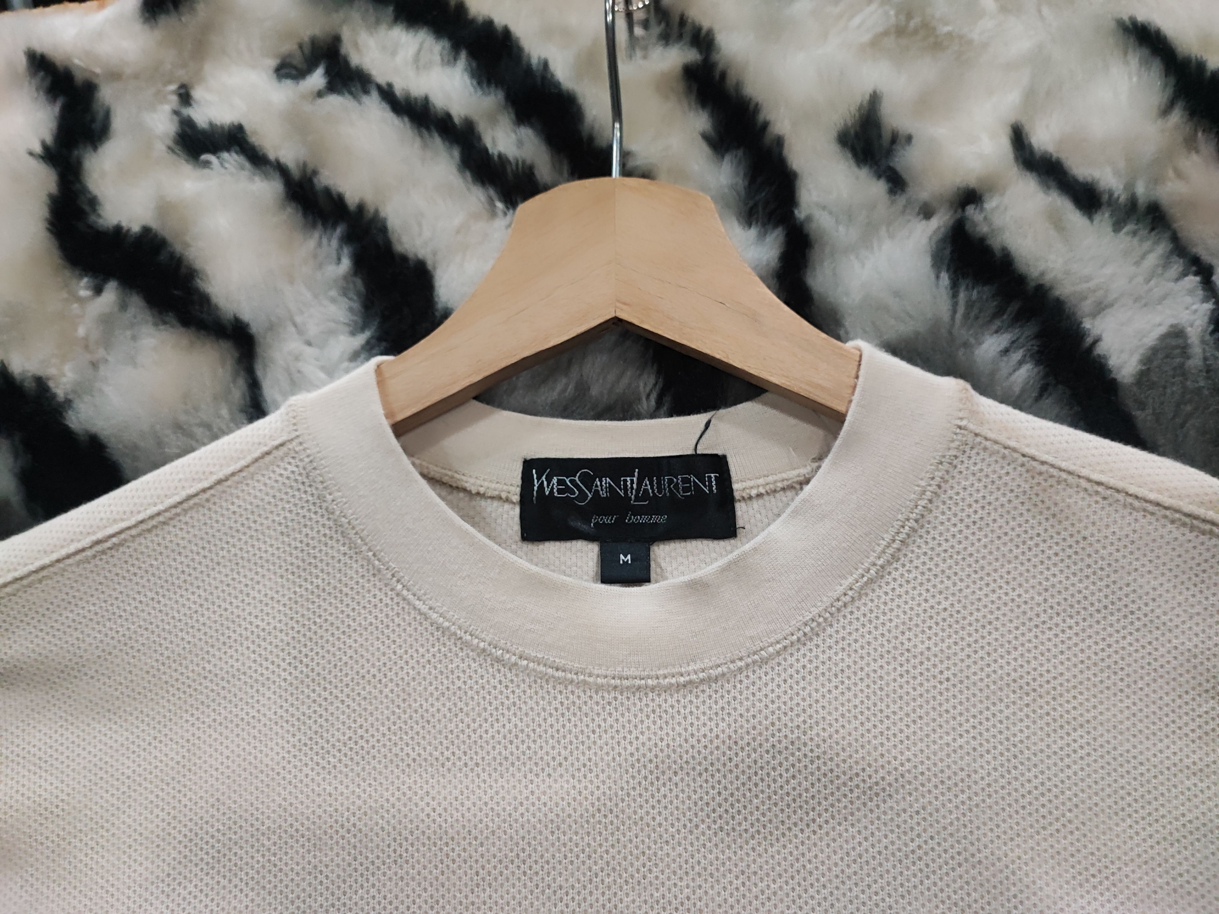 Yves Saint Laurent VINTAGE Yves Saint Laurent Big Logo T-Shirt Cream Archive Size US M / EU 48-50 / 2 - 9 Thumbnail