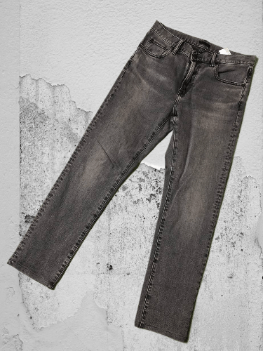 Uniqlo Uniqlo Denim Jeans Size US 30 / EU 46 - 1 Thumbnail