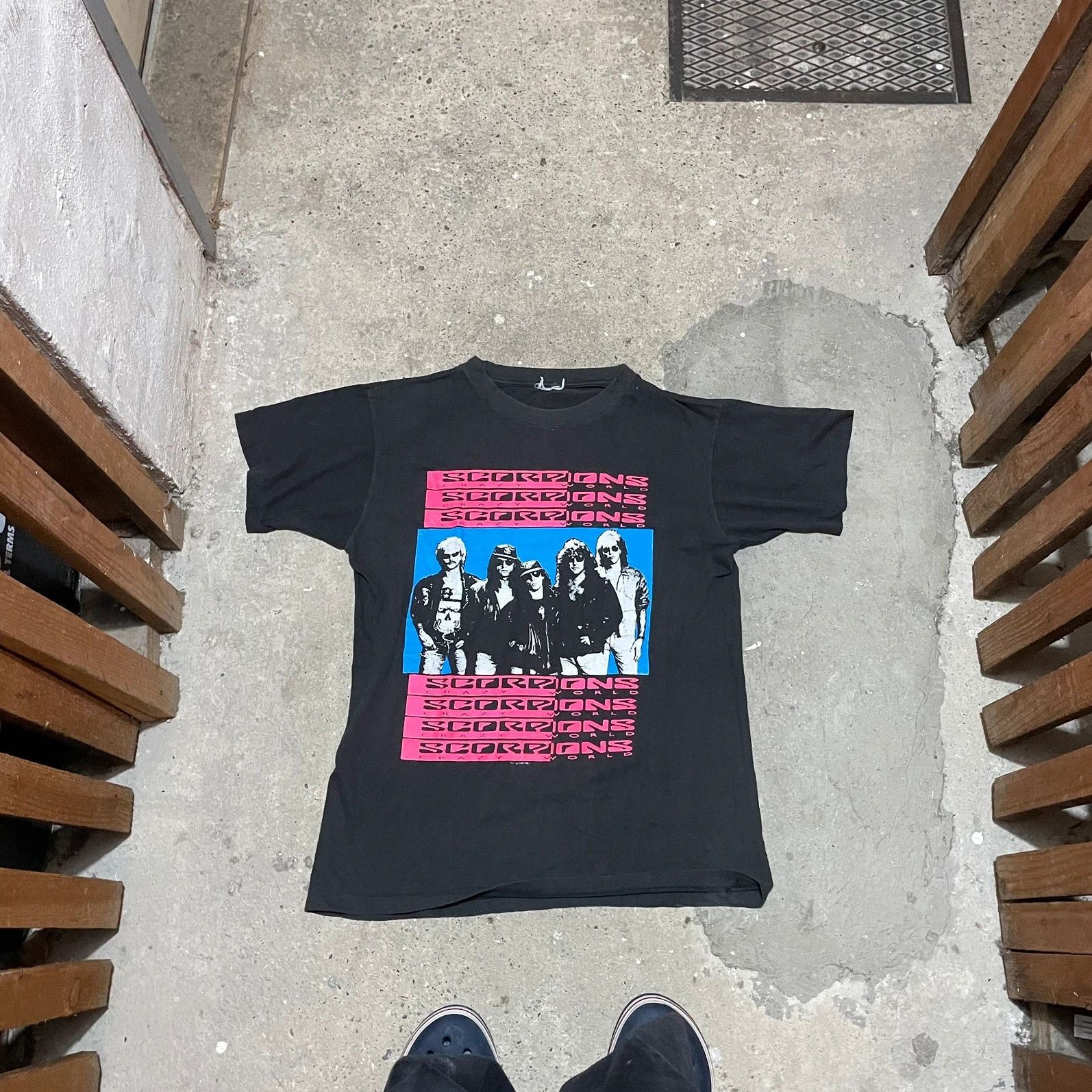 Band Tees Vintage scopions 1991 tour t-shirt Size US XL / EU 56 / 4 - 1 Thumbnail