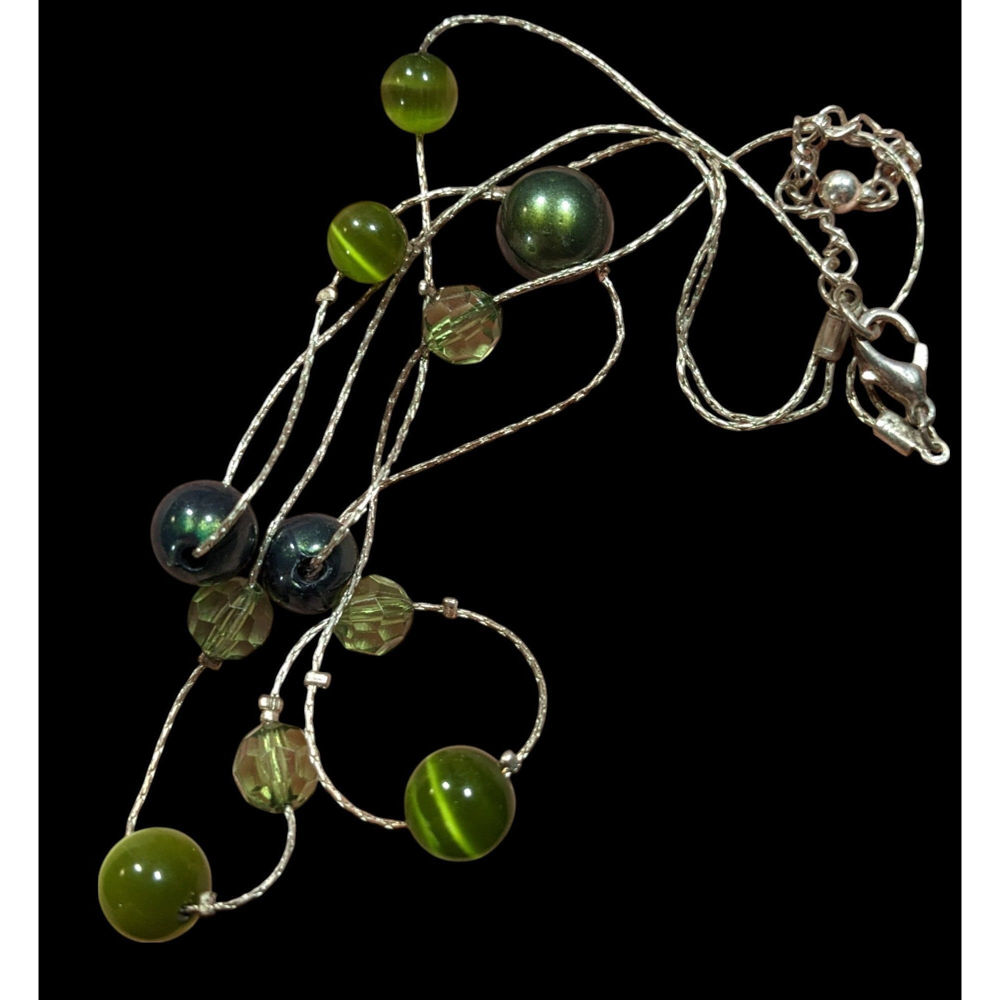 Other Whimsical Layered Green And Silver Tone Station Necklace Size ONE SIZE - 6 Thumbnail