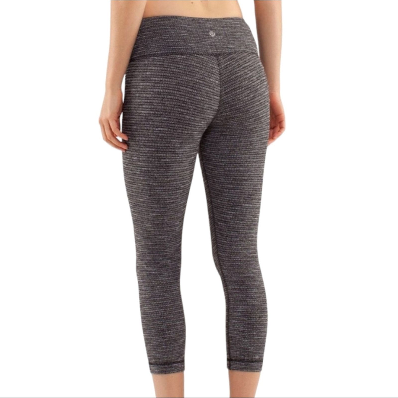 Lululemon Lululemon coco pique wunder under crop 4 Size 27" / US 4 / IT 40 - 3 Thumbnail