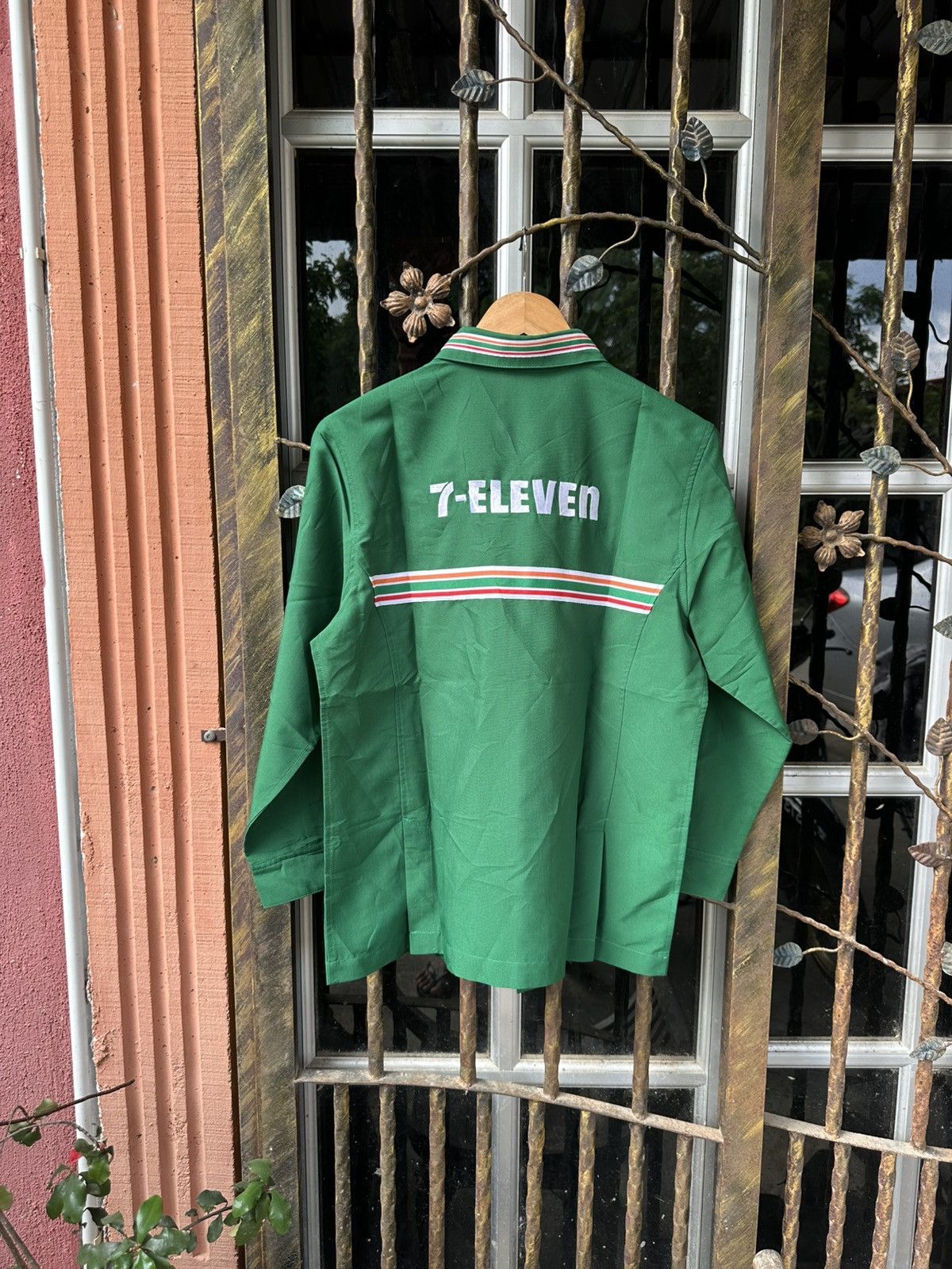 Japanese Brand Vintage 7 Eleven Japan Workers Uniform Shirts Size US M / EU 48-50 / 2 - 2 Thumbnail