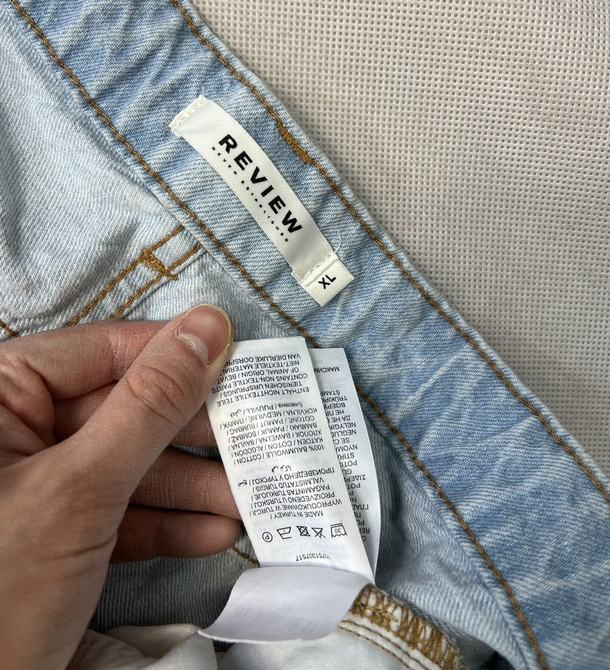 Review Baggy Shorts Review Big Logo Jeans Size US 36 / EU 52 - 4 Thumbnail