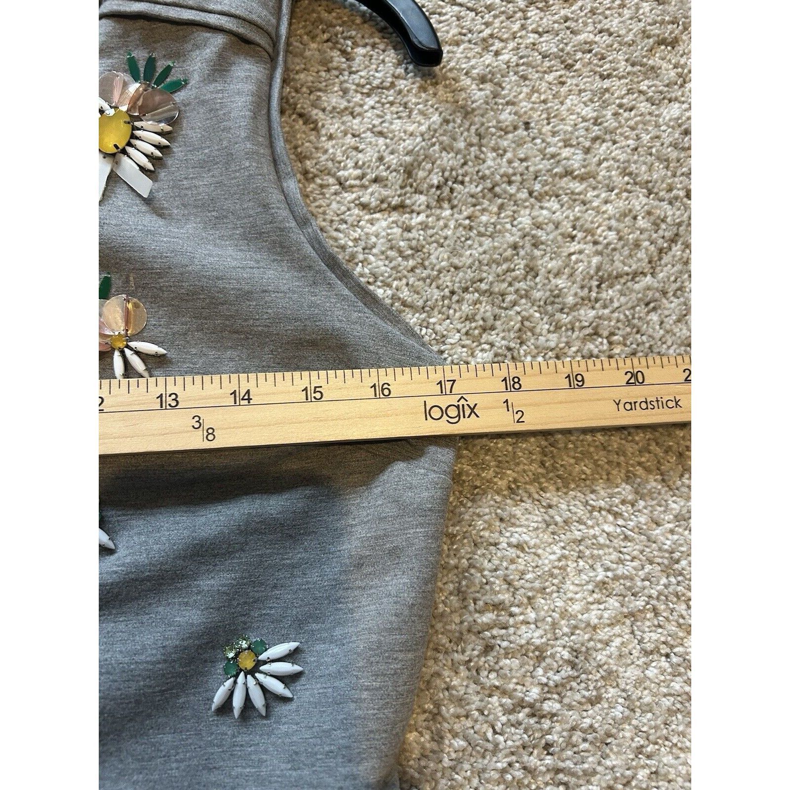 Banana Republic Banana Republic Heather Gray Pineapple Jewel Beaded Embellis Size M / US 6-8 / IT 42-44 - 7 Thumbnail