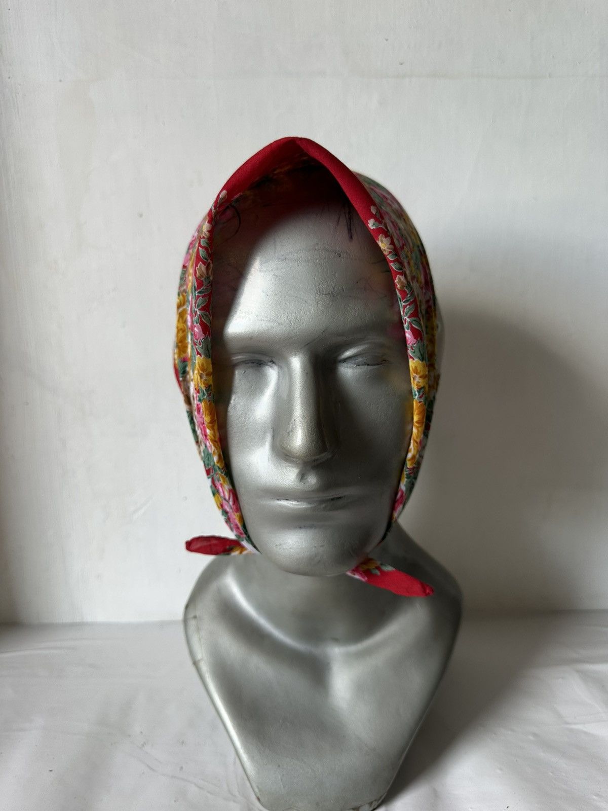 Vintage Vintage YSL Handkerchief/ Neckerchief/ Bandana Size ONE SIZE - 11 Thumbnail