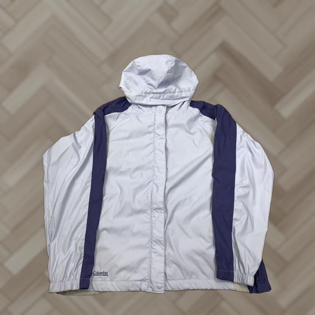 Vintage Columbia Womens Rain Jacket XL Purple Outdoor Softshell Nylon Jacket Women Rain Coat 5663 Size XL / US 12-14 / IT 48-50 - 1 Thumbnail