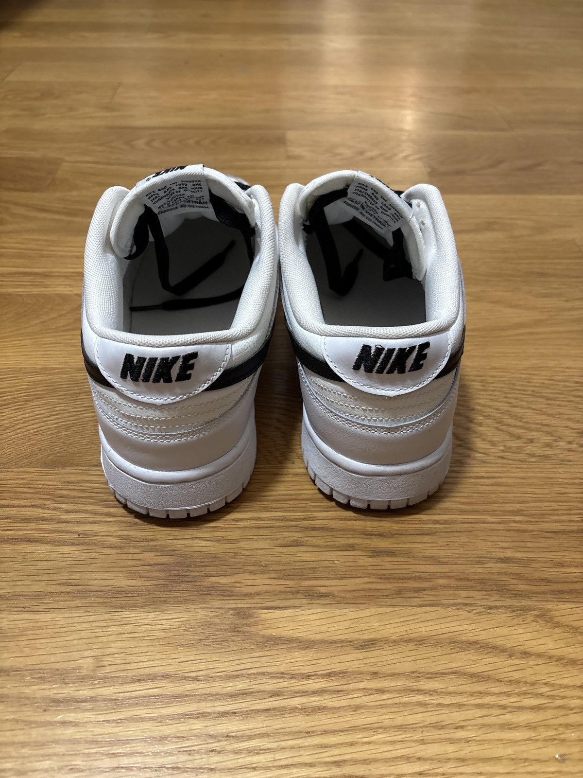 Nike 2023 Nike Dunk Low ‘Reverse Panda’ Size US 11 / EU 44 - 4 Thumbnail