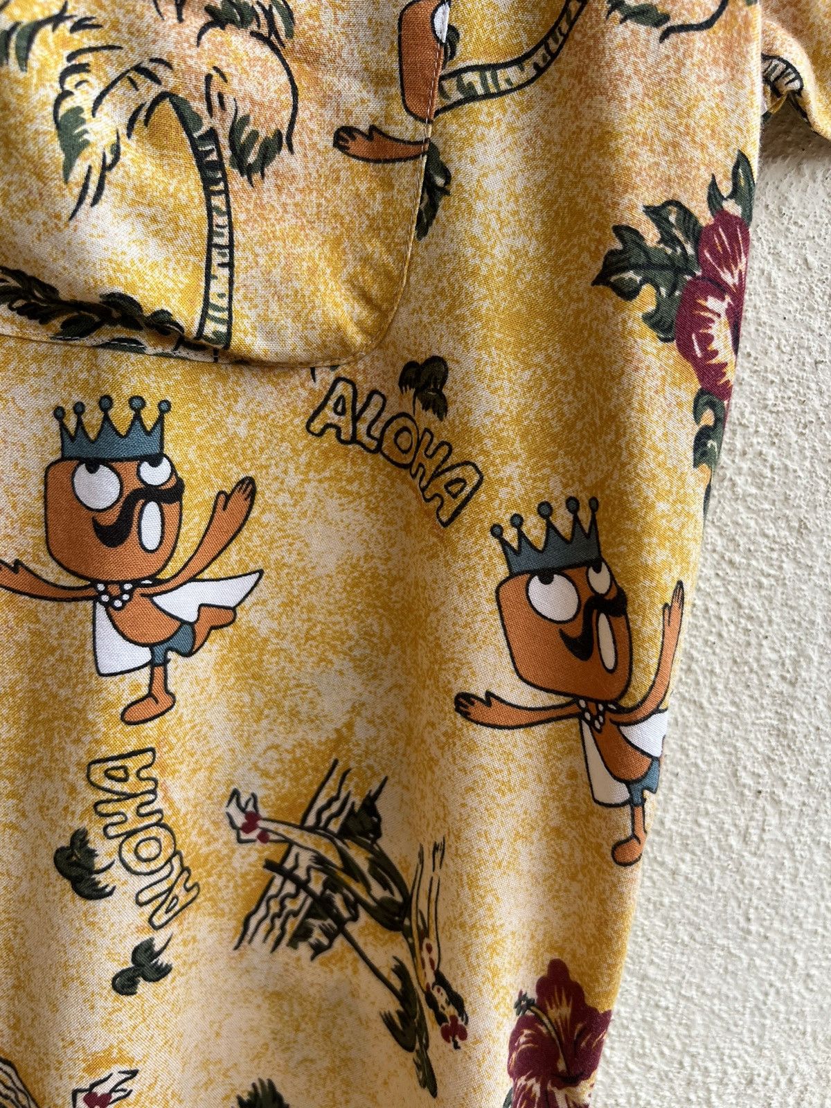 Vintage Resocha JAL Japan Hula Girl Oversized Rayon Hawaiian Size US L / EU 52-54 / 3 - 9 Thumbnail
