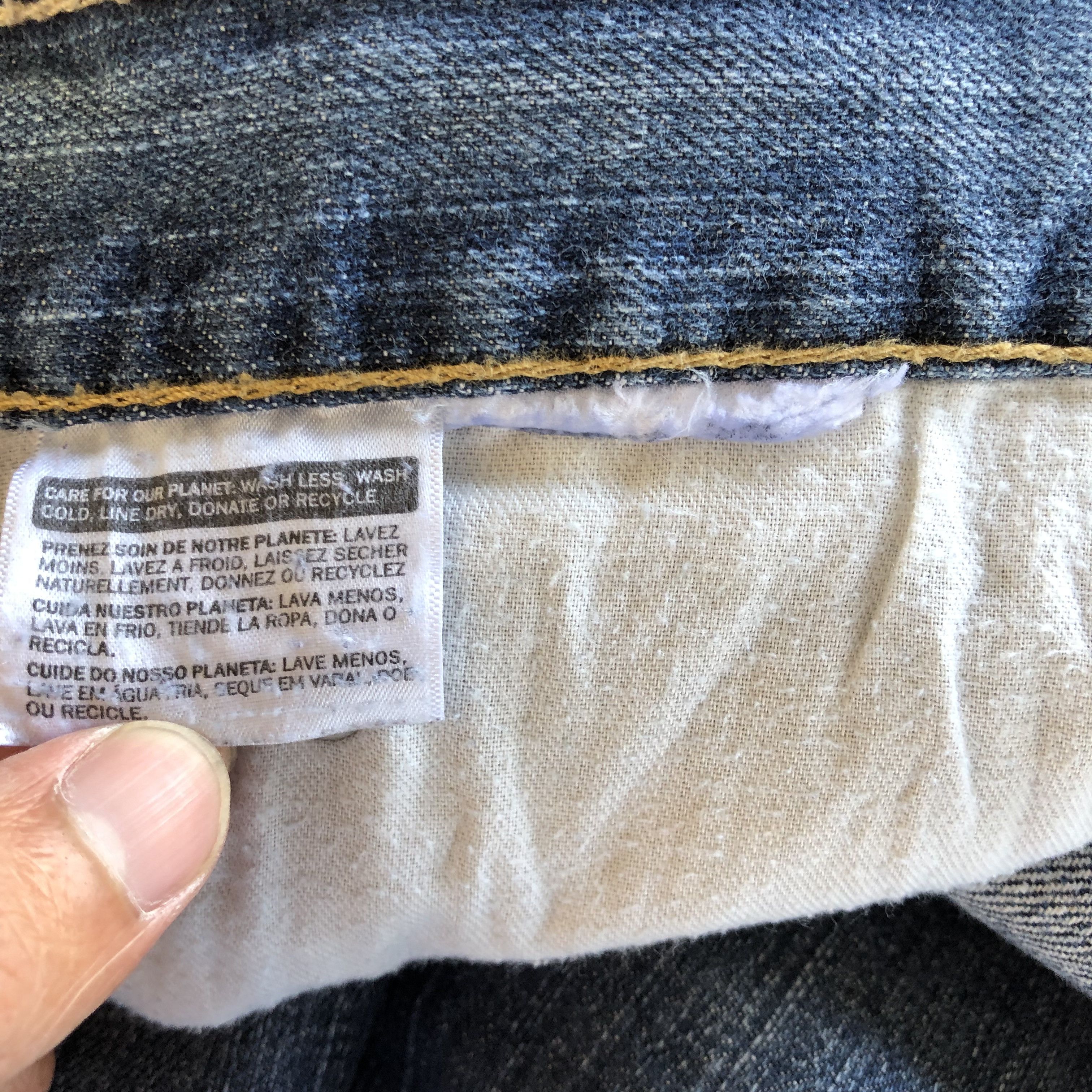Levi's Vintage Levis 559 Baggy Faded Jeans Levi's Stonewash Denim Size US 38 / EU 54 - 9 Thumbnail
