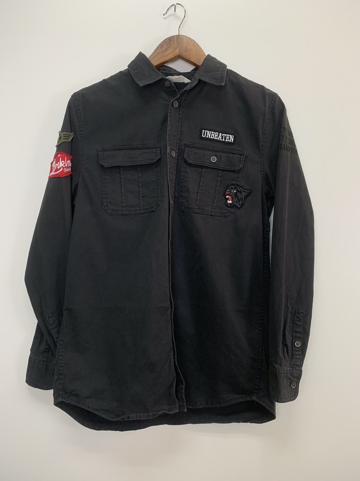 image of H&M Button Shirt in Black, Men's (Size Medium)