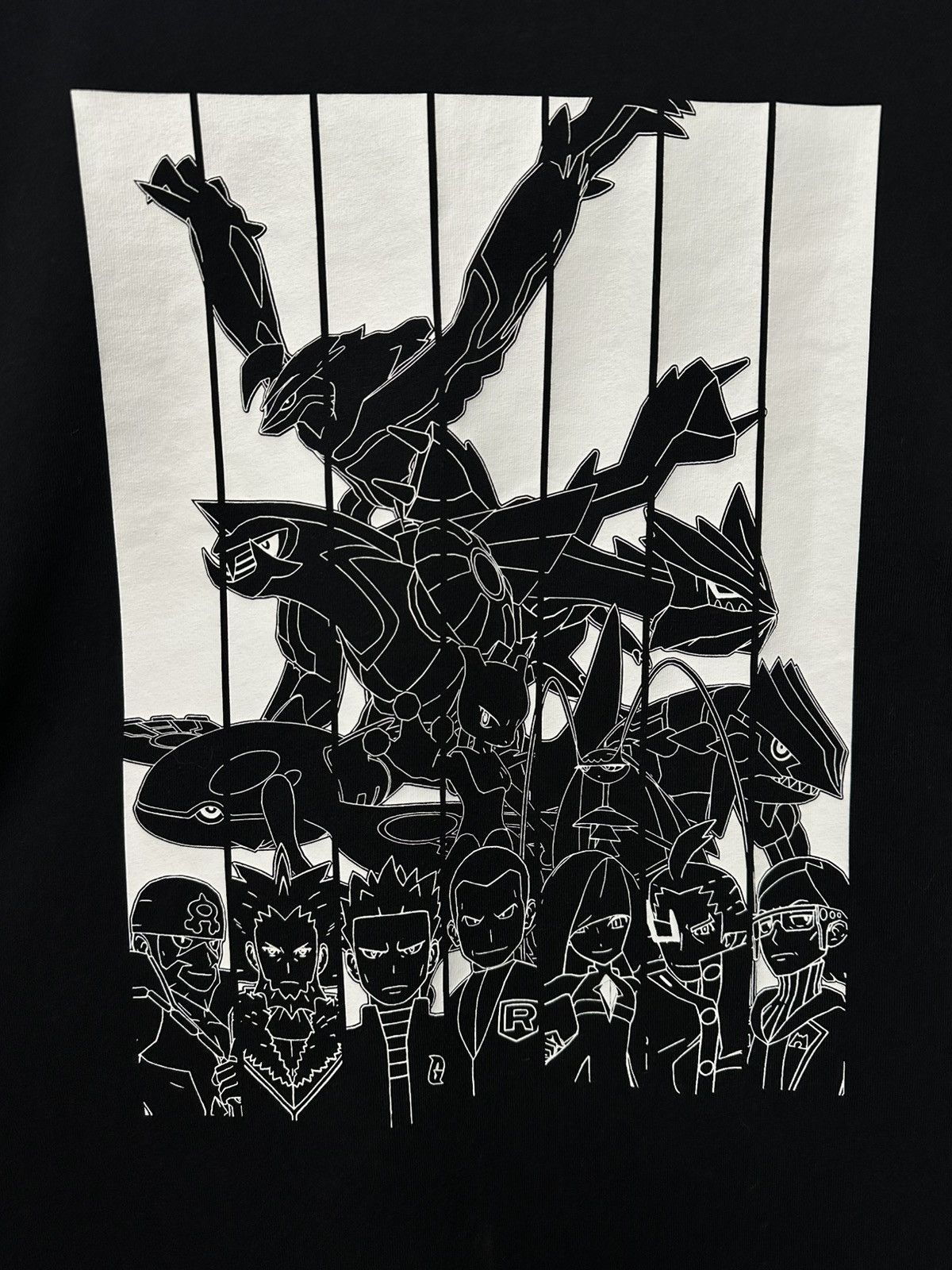 Uniqlo Uniqlo x Pokemon Maters EX Japan Brand Anime t-shirts Size US L / EU 52-54 / 3 - 2 Thumbnail