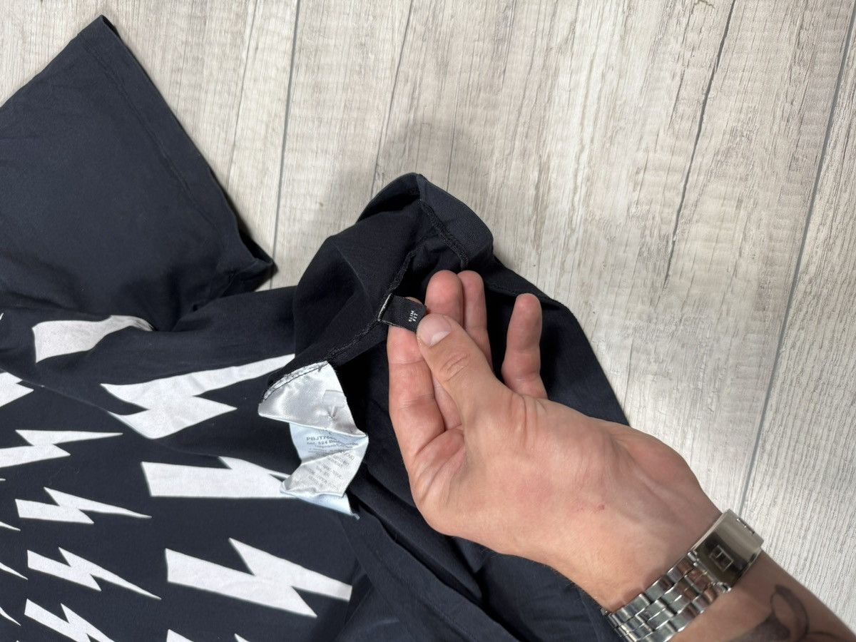 Neil Barrett Neil Barrett Thunderbolt Faded T-Shirt Size US L / EU 52-54 / 3 - 13 Thumbnail