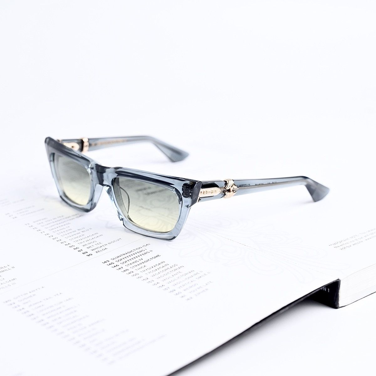 【送料&関税込】Chrome Hearts Cliterally - Slated Sunglasses Chrome Hearts Cliterally - Black / 18k Gold Sunglasses