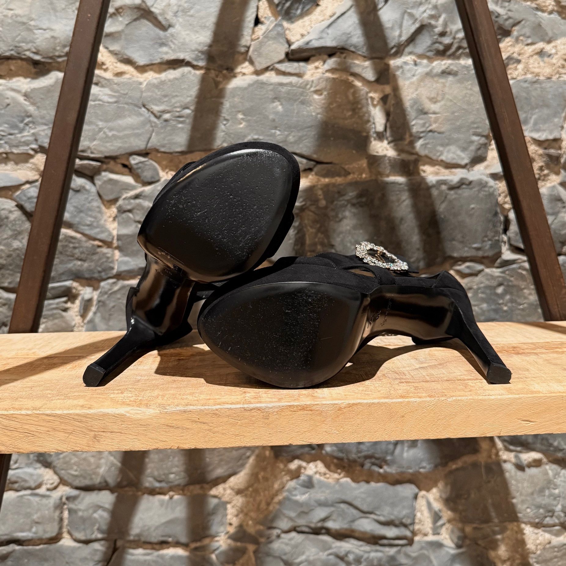 Louis Vuitton Louis Vuitton Black Suede Madeleine Crystal Logo Sandals Size US 9 / IT 39 - 7 Thumbnail