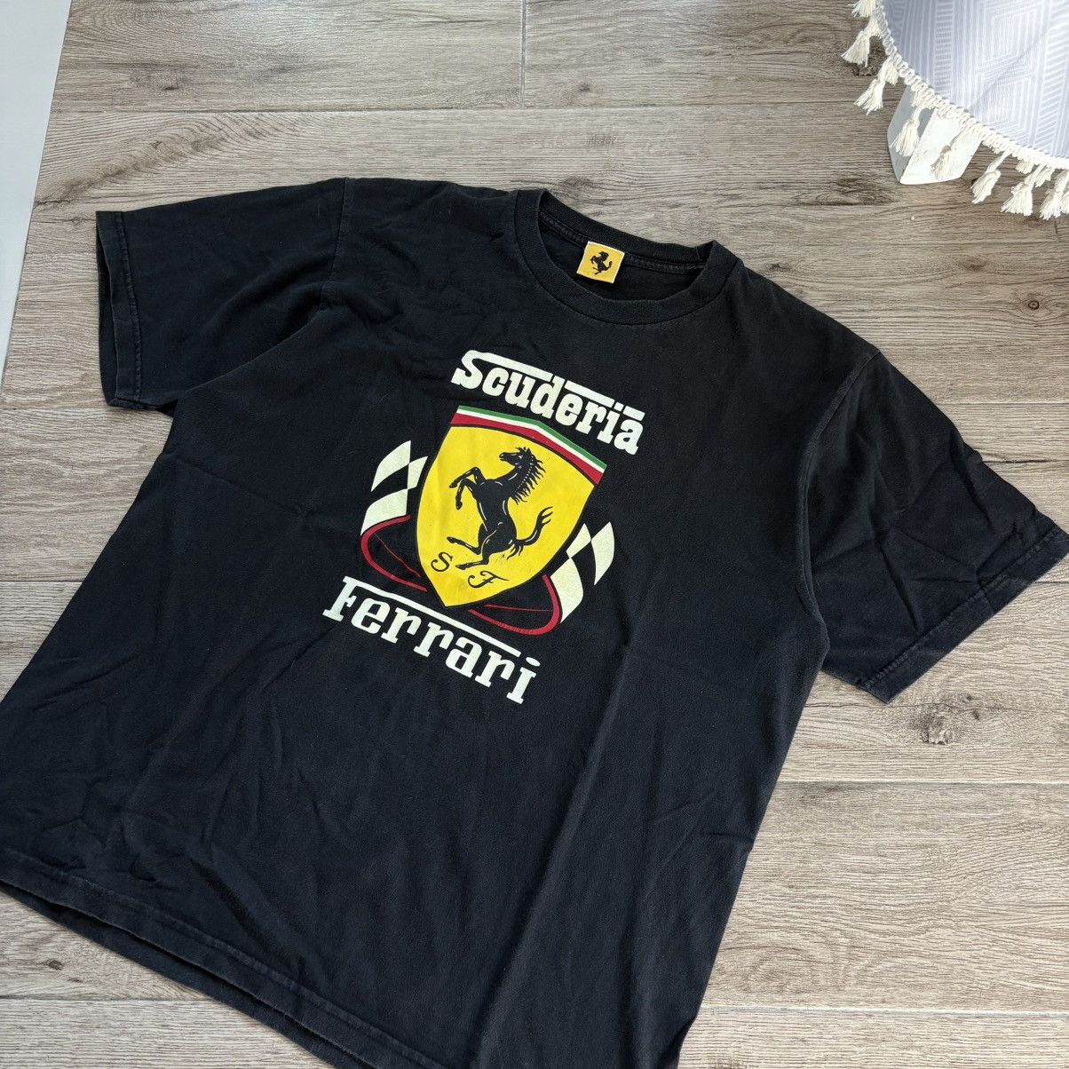 Ferrari Ferrari Promo T Size US L / EU 52-54 / 3 - 1 Thumbnail