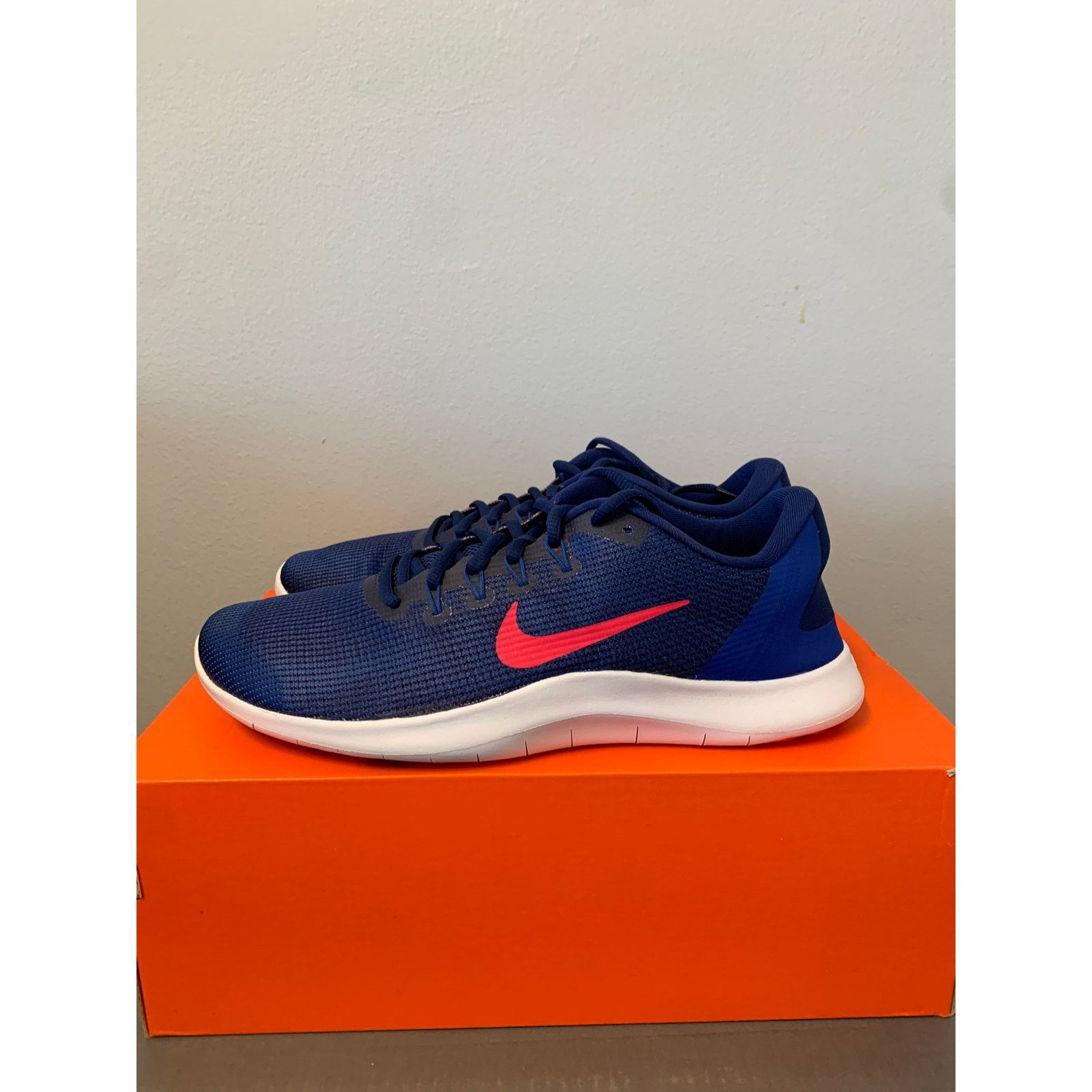 Nike Nike Flex 2018 Runner Blue Men's 10 / Women's 11.5 Size US 10 / EU 43 - 1 Thumbnail