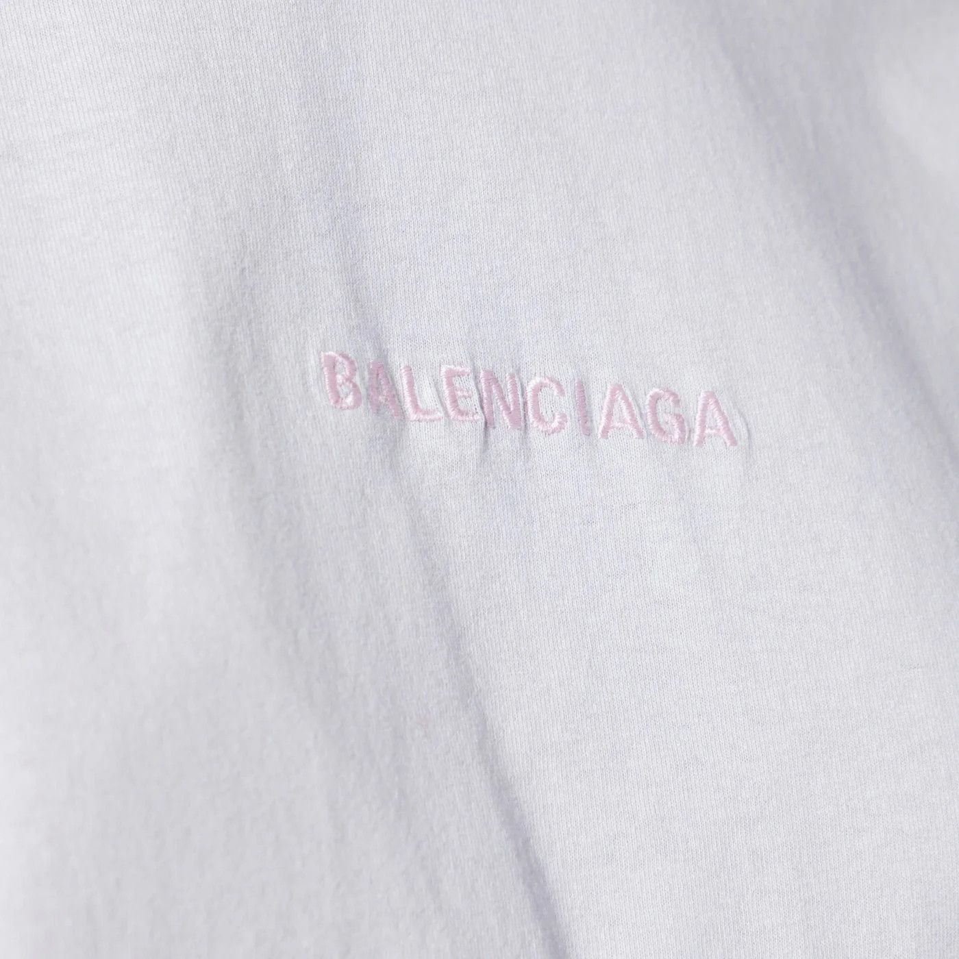 Balenciaga o1d2blof0426 Balenciaga Back Medium Fit T-Shirt in White Size L / US 10 / IT 46 - 3 Thumbnail