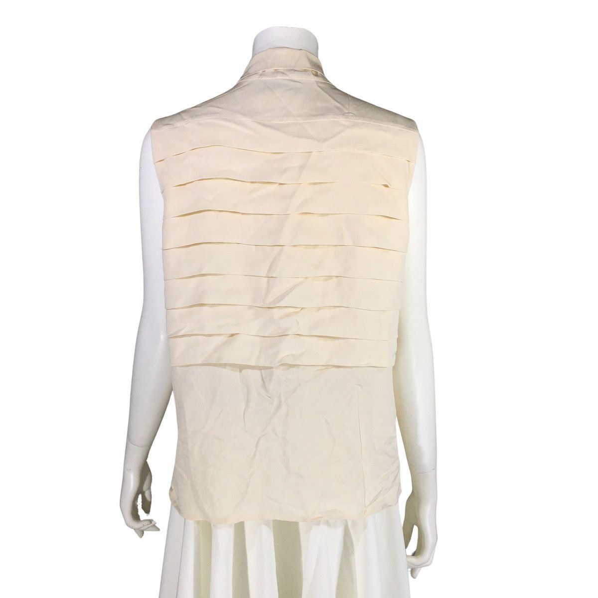 Chanel CHANEL SLEEVELESS BOW TIES TOP SILK 06A P28987V11356 shirts Size S / US 4 / IT 40 - 3 Thumbnail
