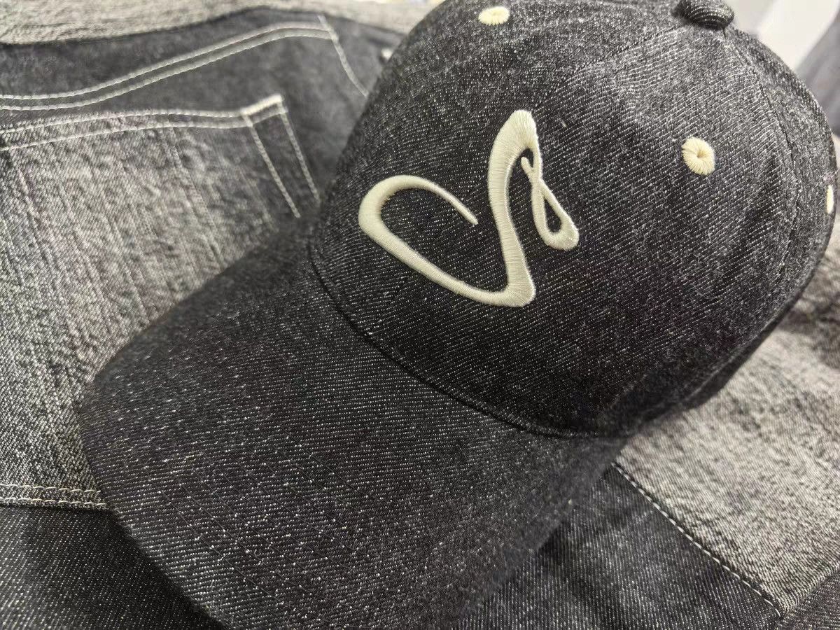 Other Paneled Embroidered Baseball Cap Size ONE SIZE - 1 Thumbnail