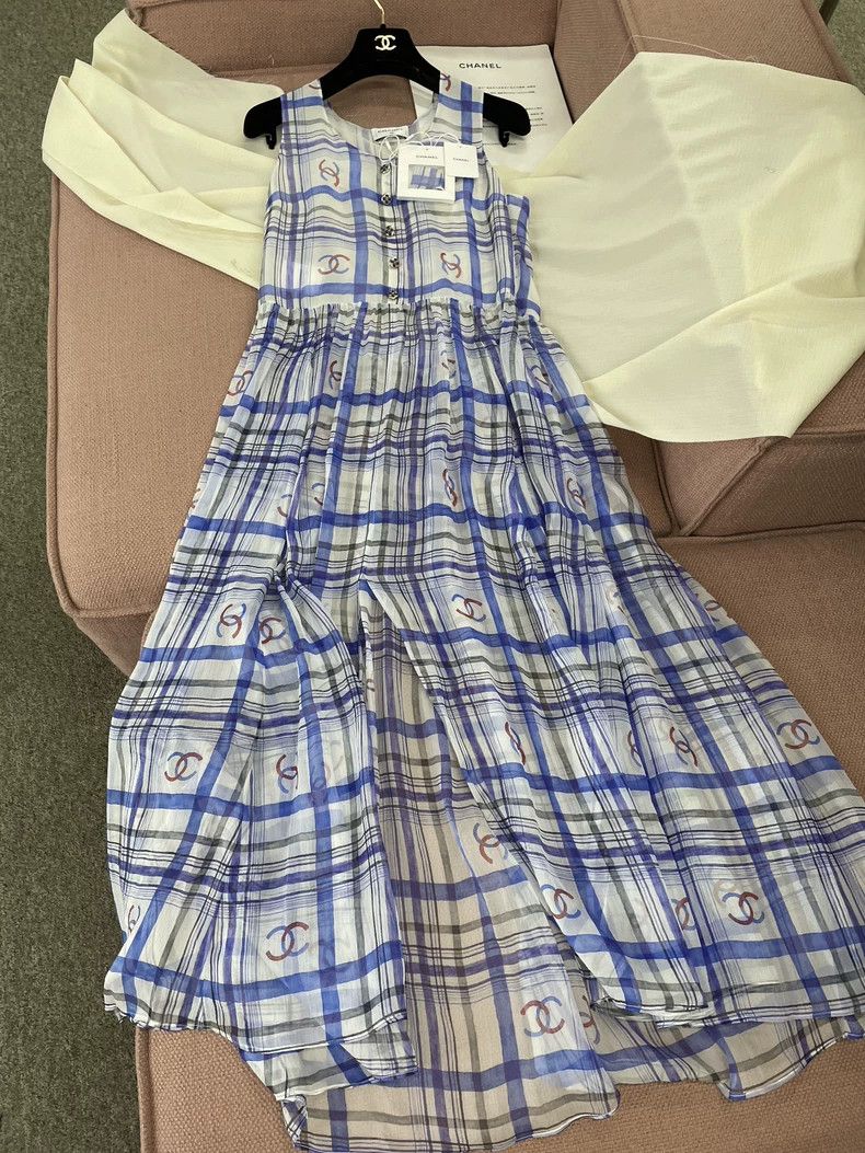 Chanel Chanel 23P Silk Logo Print Dress Size US 36 / EU 52 - 1 Thumbnail
